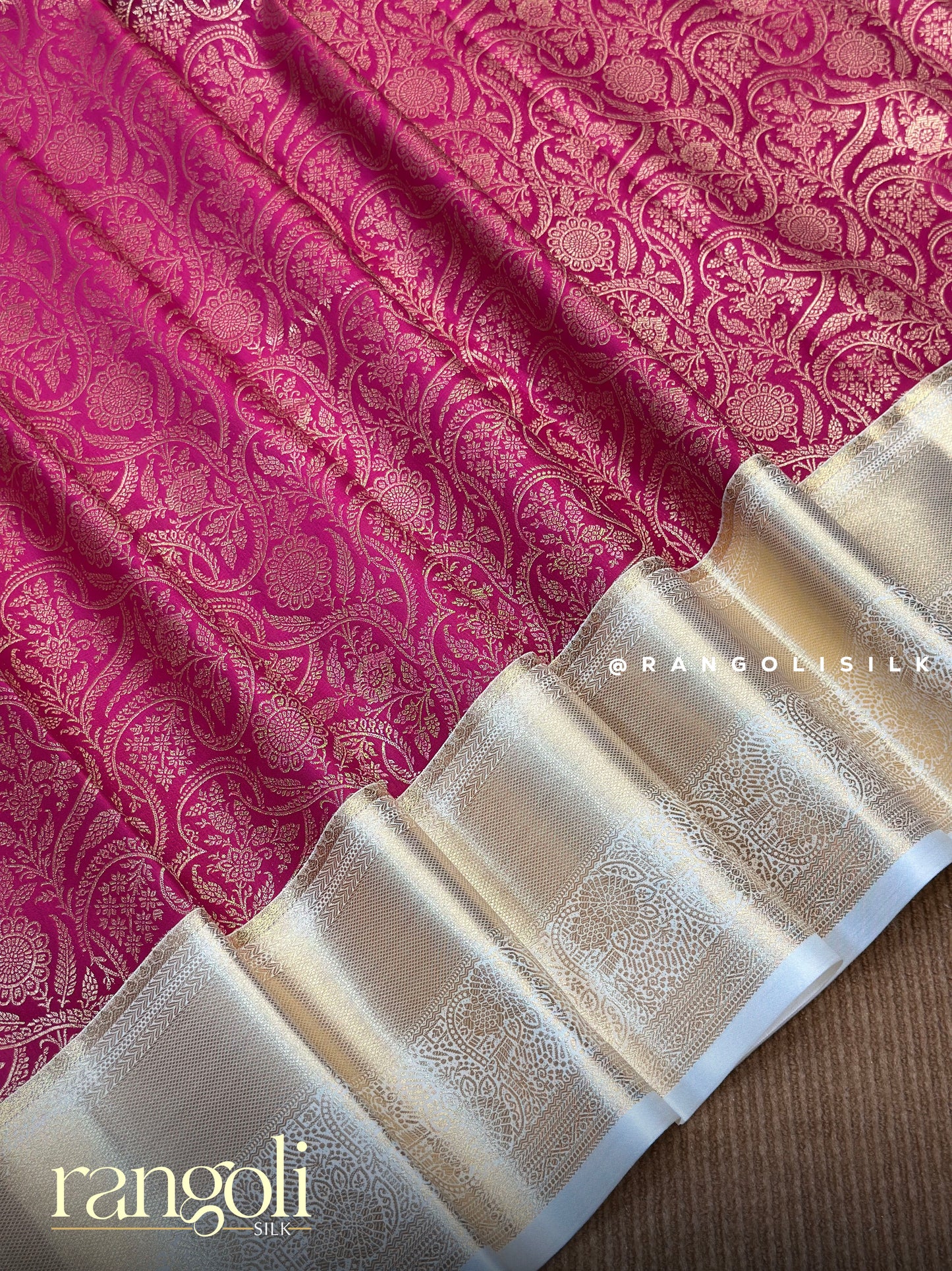 Elegant Kanjivaram Silk Saree with Intricate Brocade Patterns - Post 685