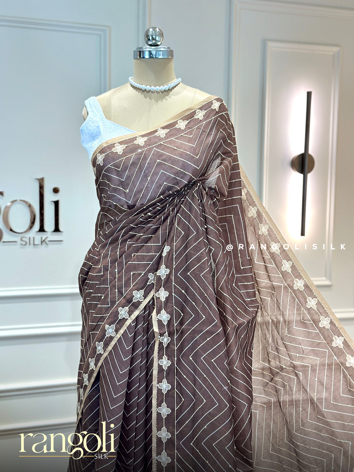 Geometric Thread Work Mix Cotton Sarees with Floral Borders - Post 1000
