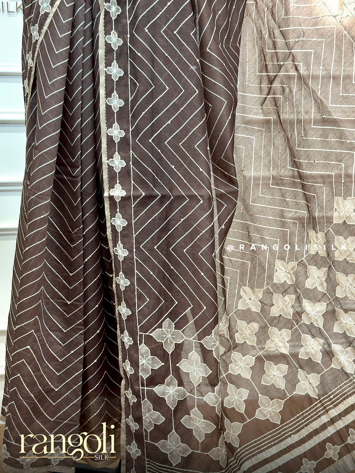 Geometric Thread Work Mix Cotton Sarees with Floral Borders - Post 1000