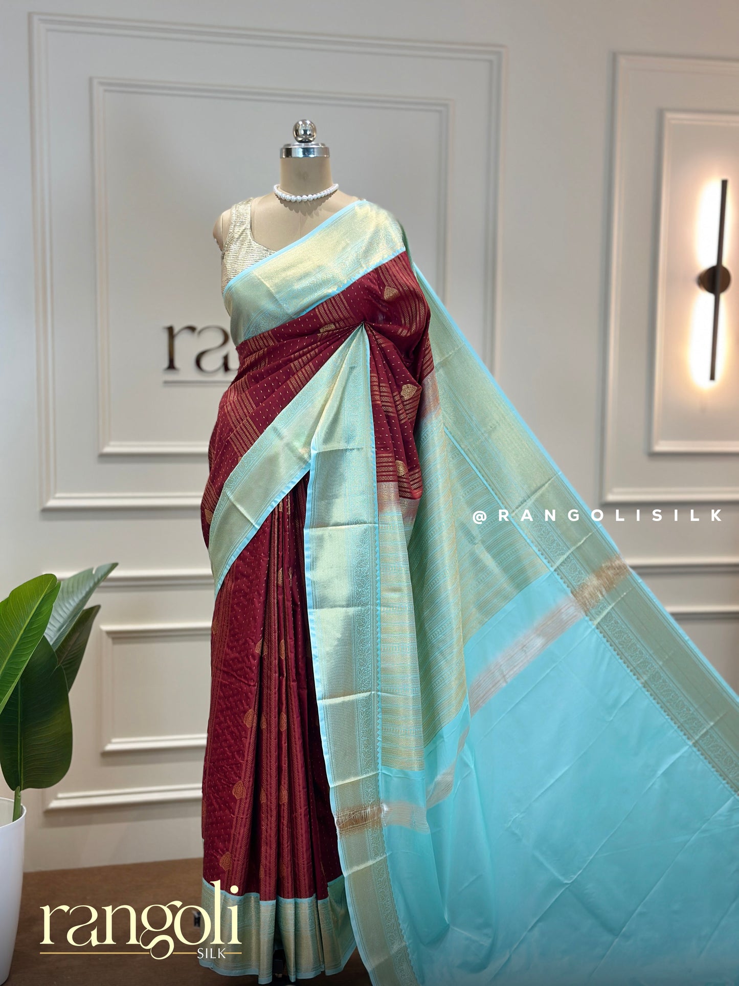 Elegant Semi Kanjivaram Silk Saree – Fine Weave, Subtle Sheen & Intricate Borders - Post 583