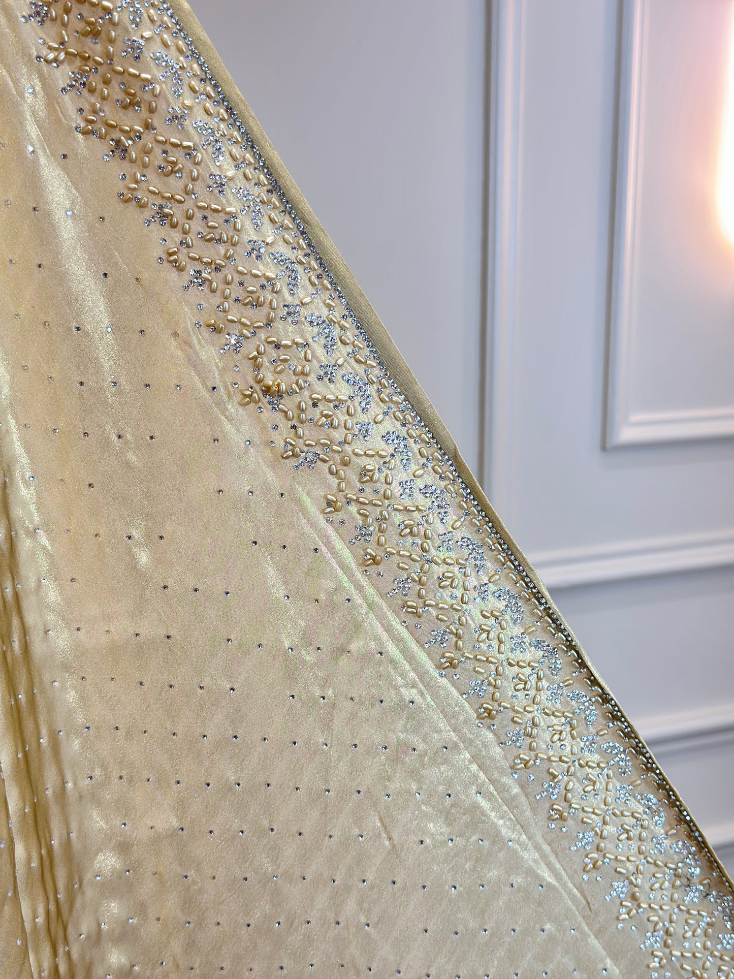 Luxury Designer Saree with Intricate Detailing - Post 762