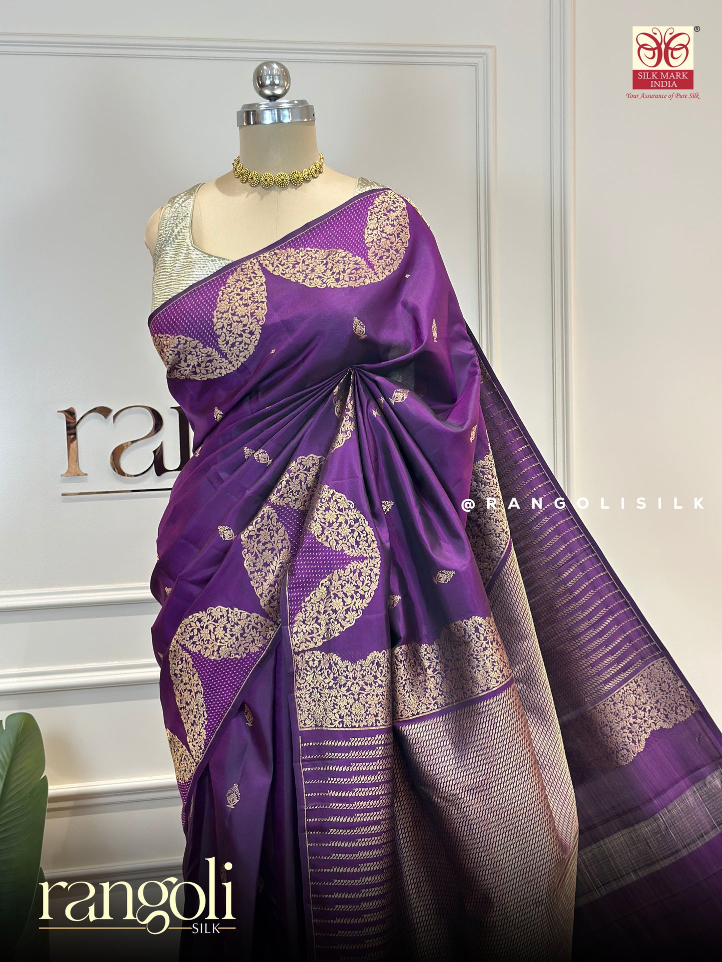 Pure Kanjivaram Silk Saree in Royal Purple with Antique Gold Zari Weaving - Post 876