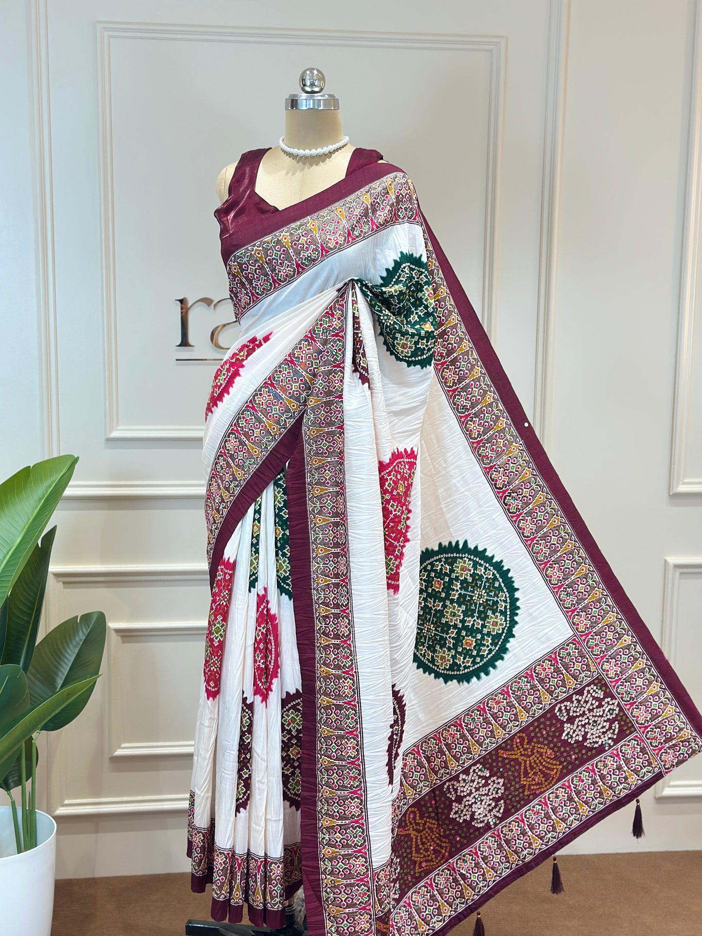 Crushed Cotton Silk Saree with Multicolour Accents - Post 763