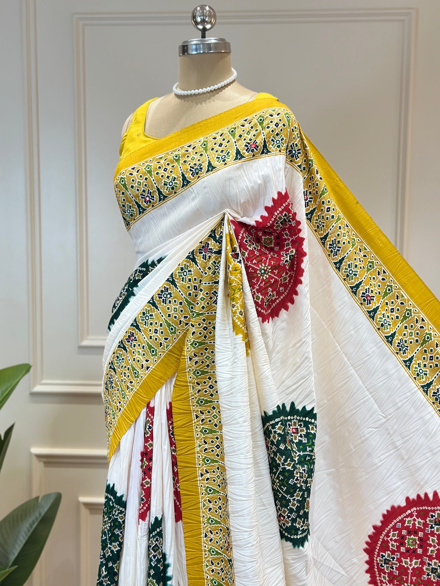 Crushed Cotton Silk Saree with Multicolour Accents - Post 763