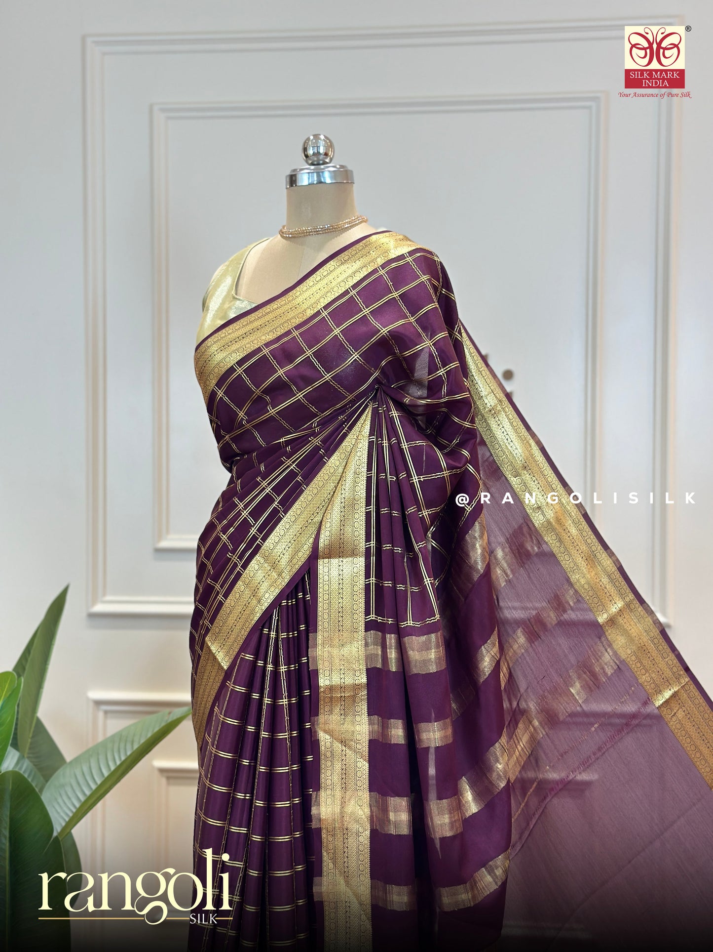 Elegant Pure Mysore Silk Crepe Saree with Golden Zari Border and Classic Check Patterns - Post 591