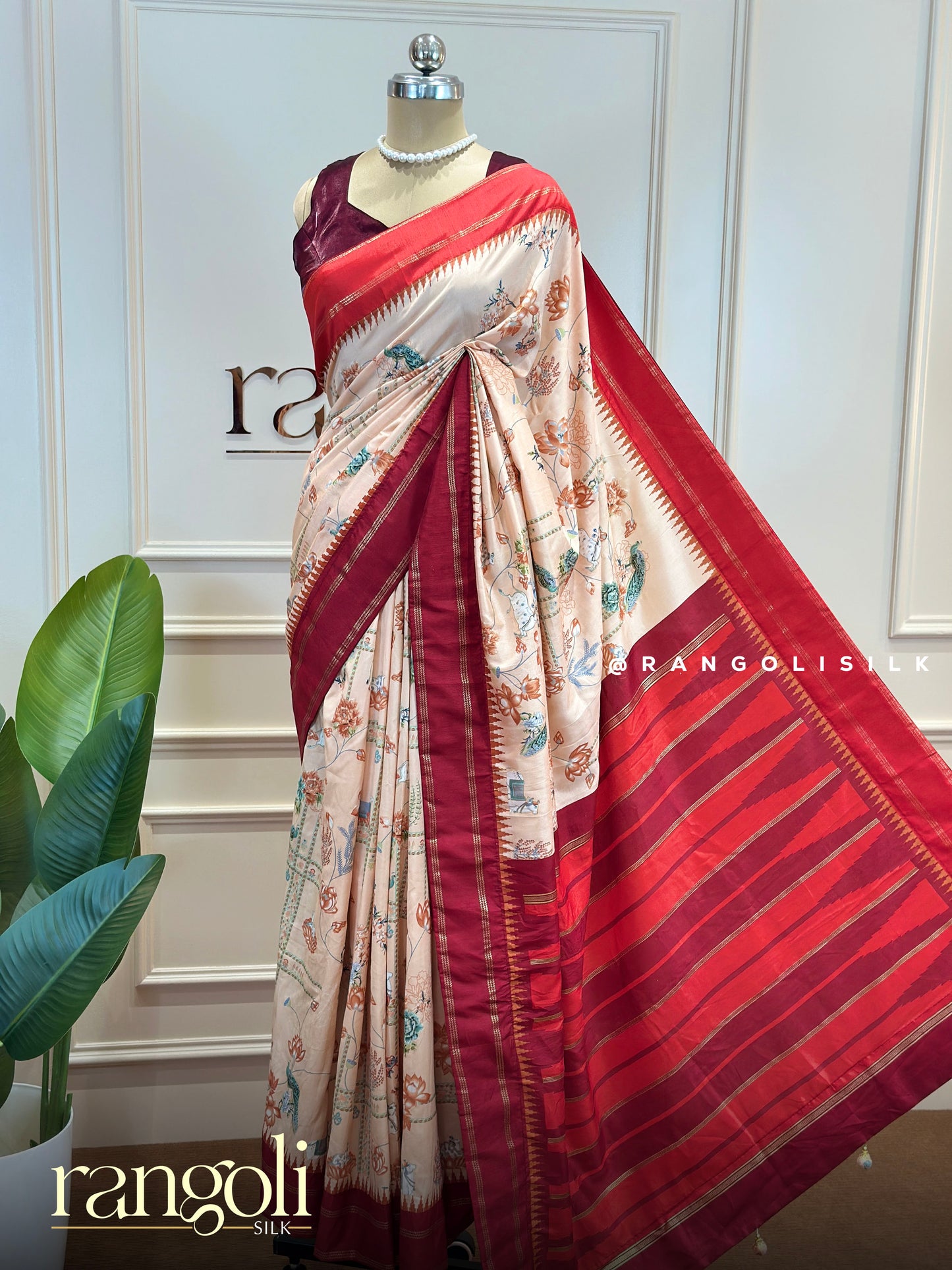 Elegant Soft Cotton Saree with Artistic Prints - Post 885