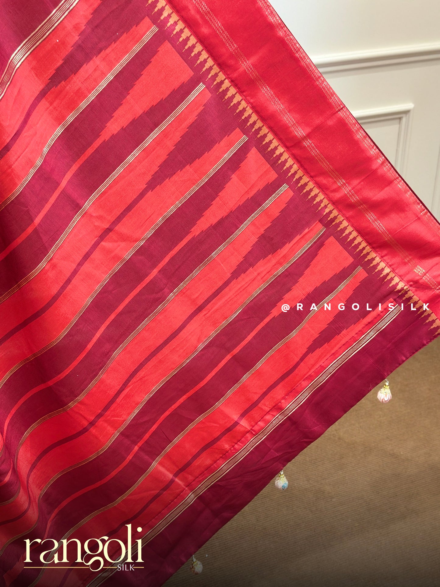 Elegant Soft Cotton Saree with Artistic Prints - Post 885