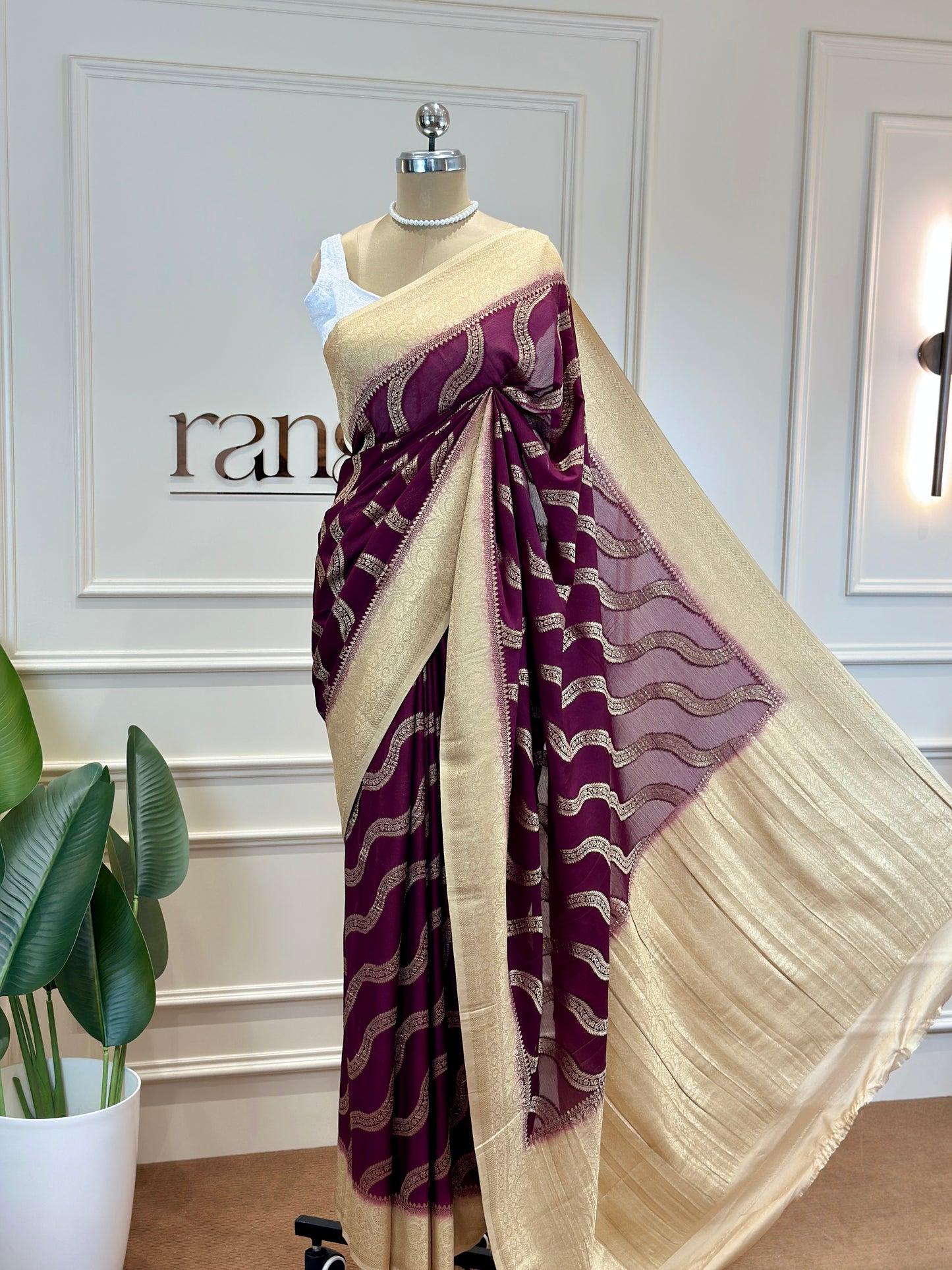 Banarasi Chiffon Georgette Saree with Zari Woven Border - Post 773