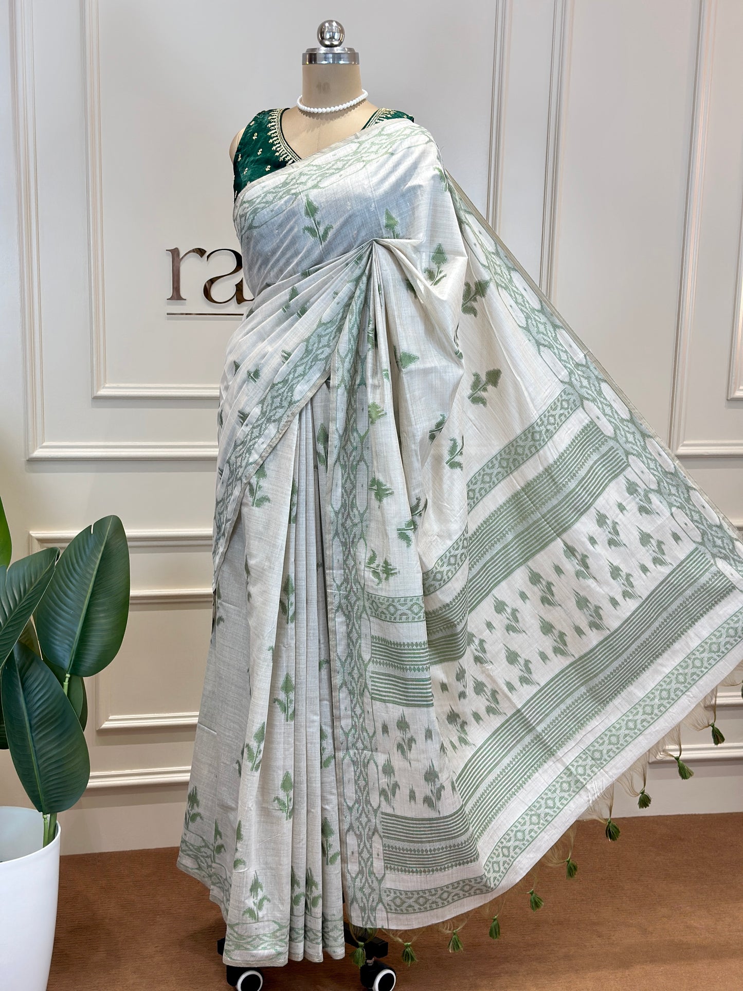 Soft Cotton Saree with Elegant Border and Tassel Pallu - Post 772