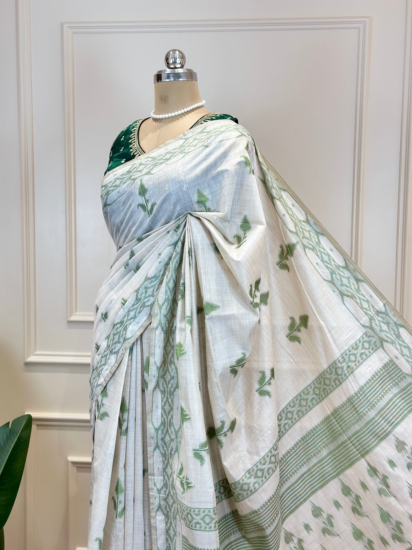 Soft Cotton Saree with Elegant Border and Tassel Pallu - Post 772