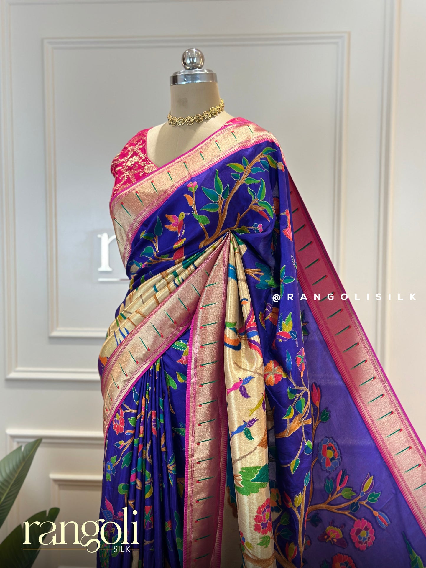 Exquisite Paithani Saree with Intricate Floral Weaves & Gold Border - Post 602