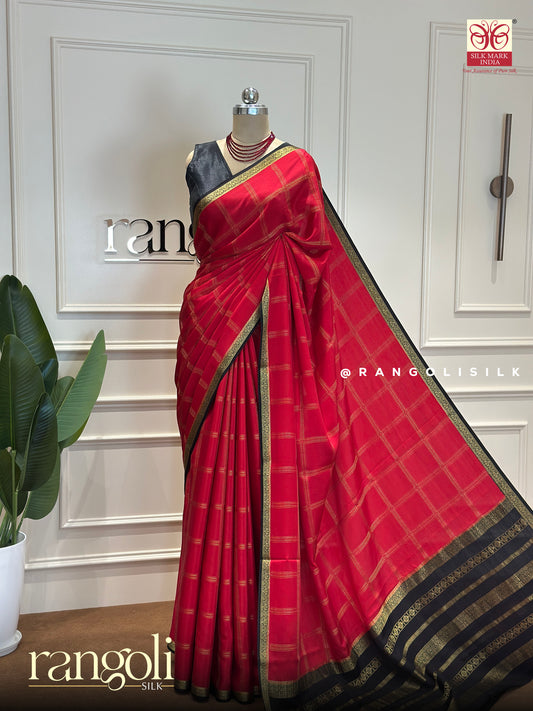 Pure Crepe Silk Saree with Rich Pallu and Bold Contrast Border - Post 384