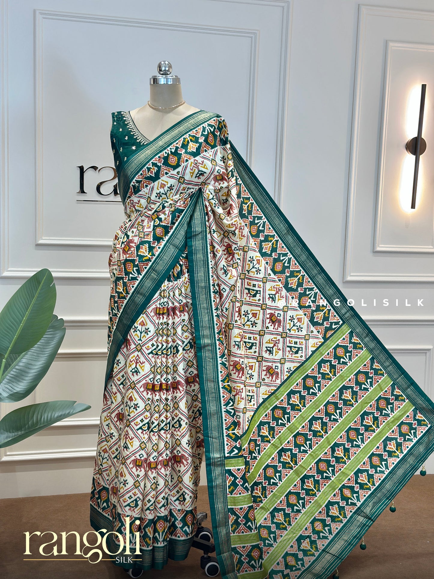 Elegant Patola Silk Saree with Rich Texture - Post 601