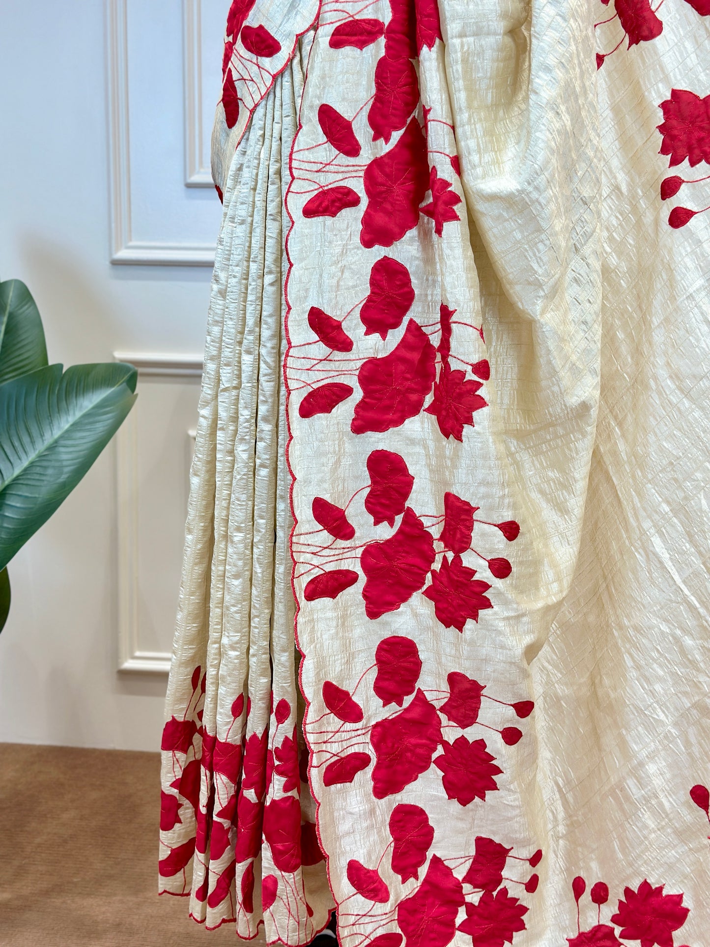 Designer Organza Saree with Bold Floral Designs - Post 779