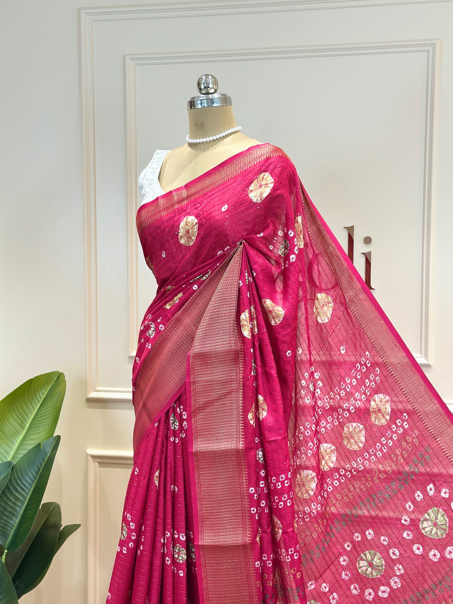 Premium Dola Silk Synthetic Sarees - Post 778