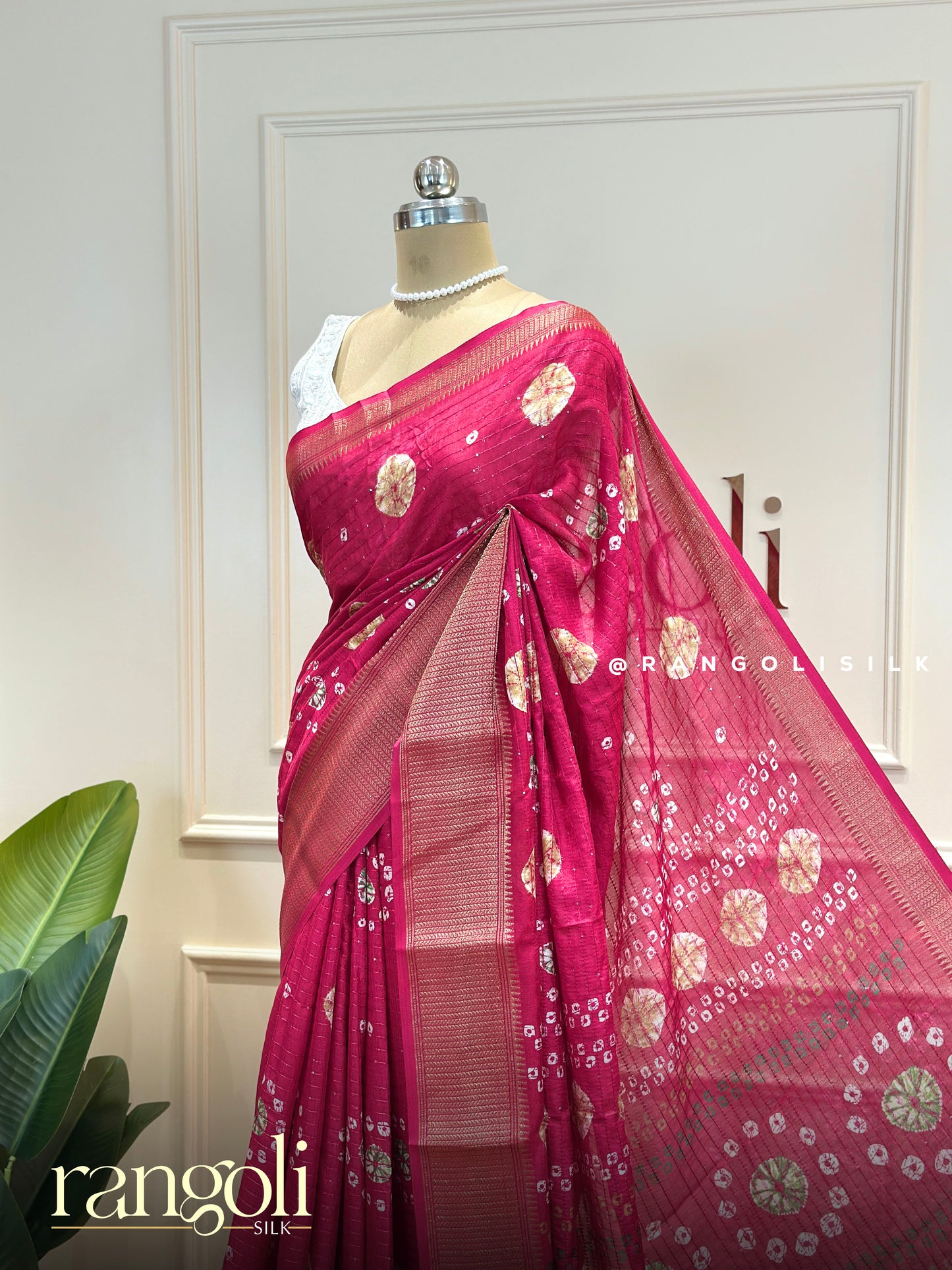 Premium Dola Silk Synthetic Sarees - Post 778