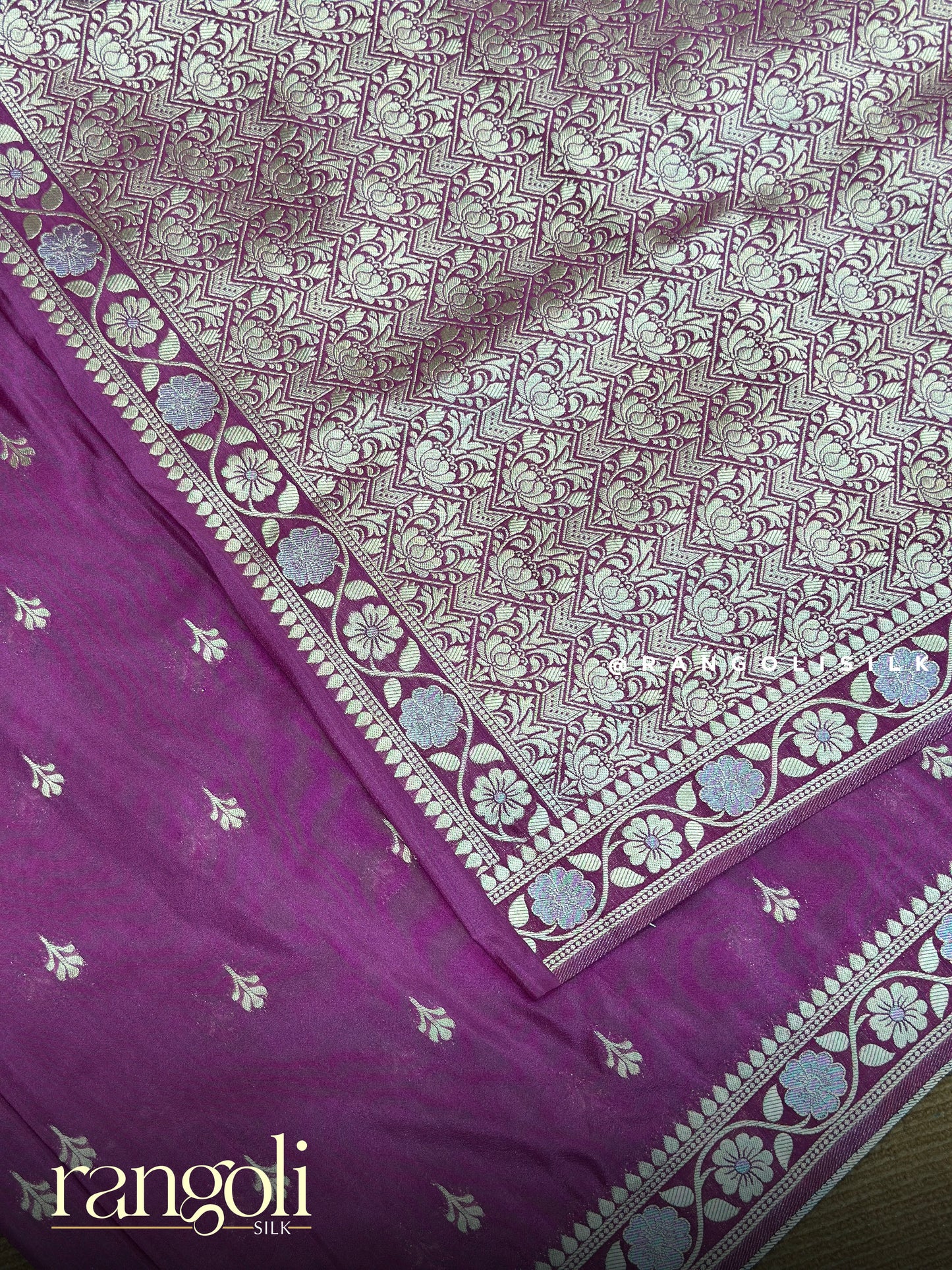 Elegant Banaras Saree with Silver Zari Buttas and Rich Pallu - Post 894