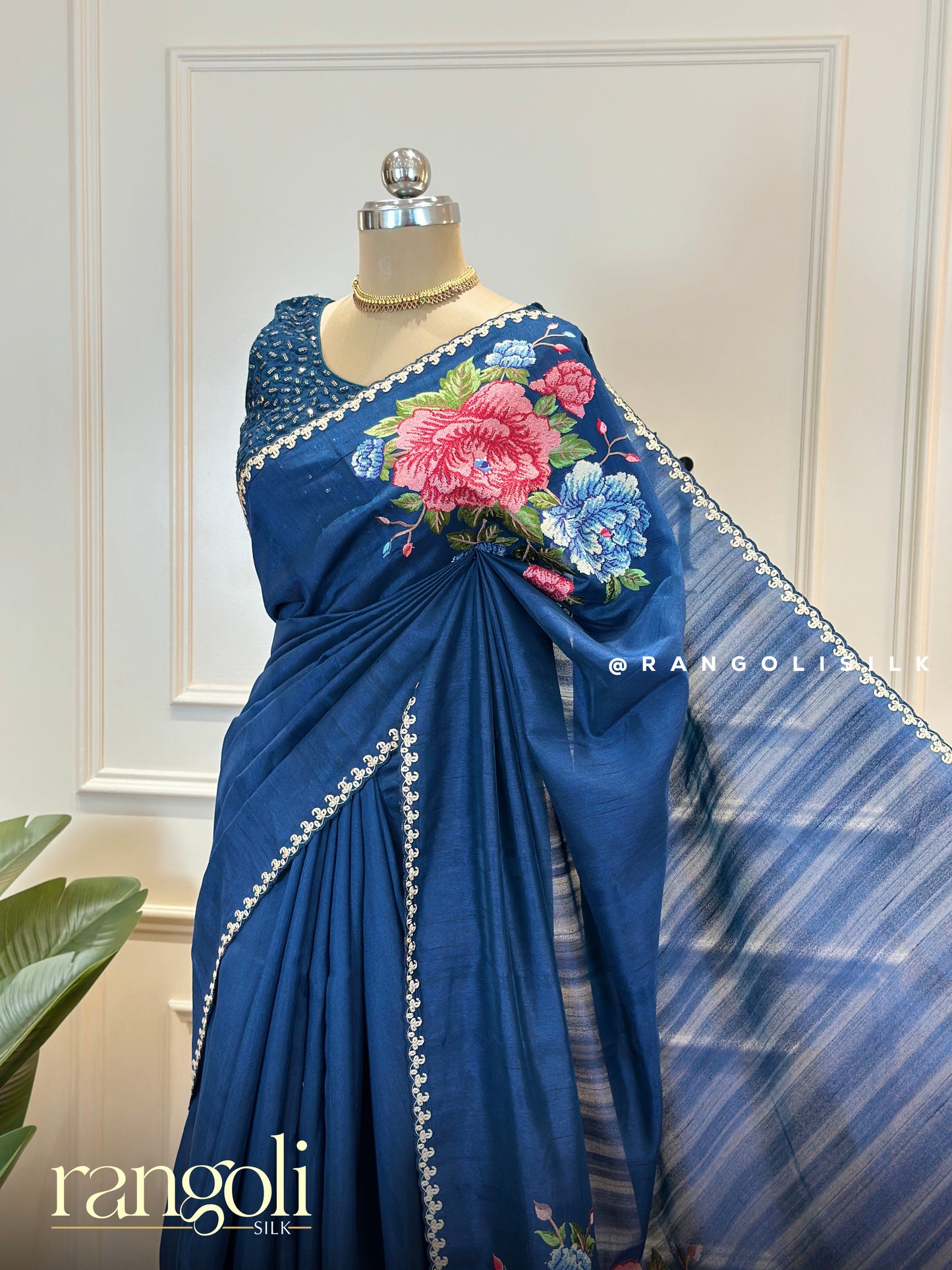 Elegant Cotton Silk Saree with Peacock Motifs & Floral Embroidery – Post 607