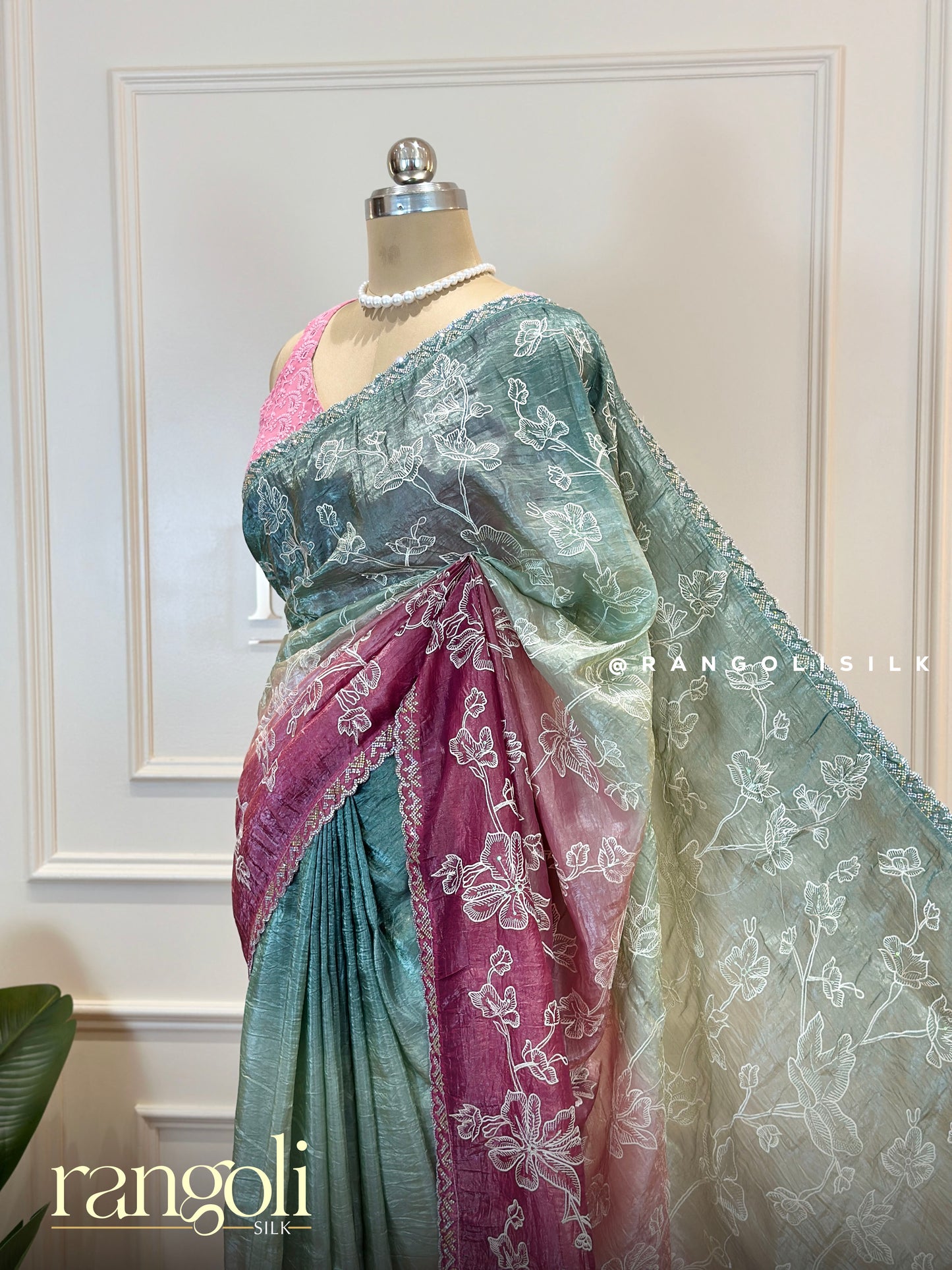 Designer Dual-Tone Embroidered Saree – Elegant Floral Patterns - Post 609