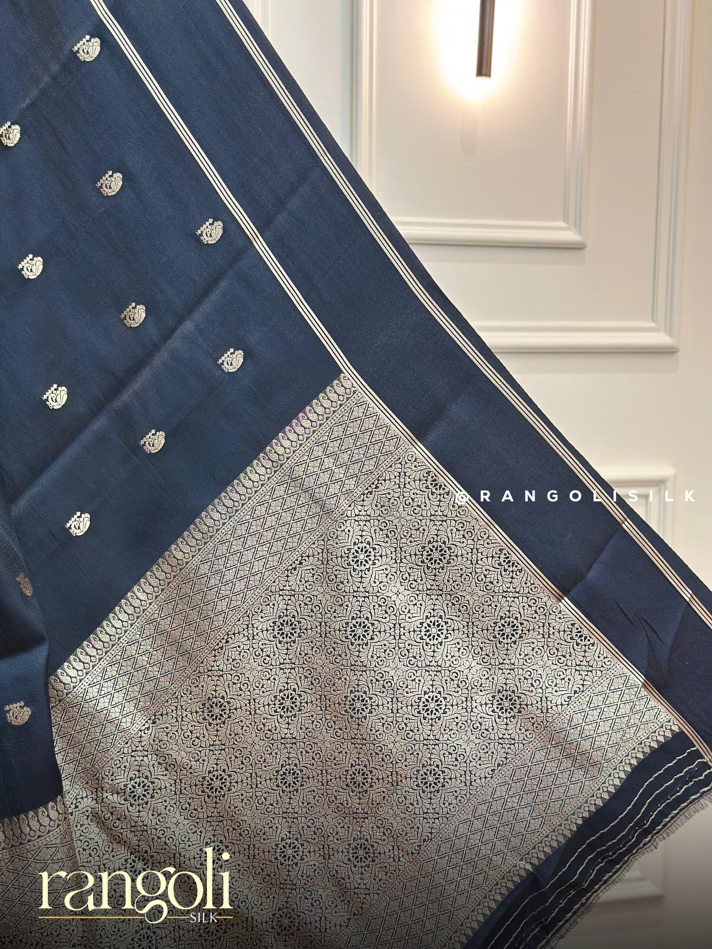 Gajji Silk Saree with Rich Bentex Border & Small Motifs - Post 891