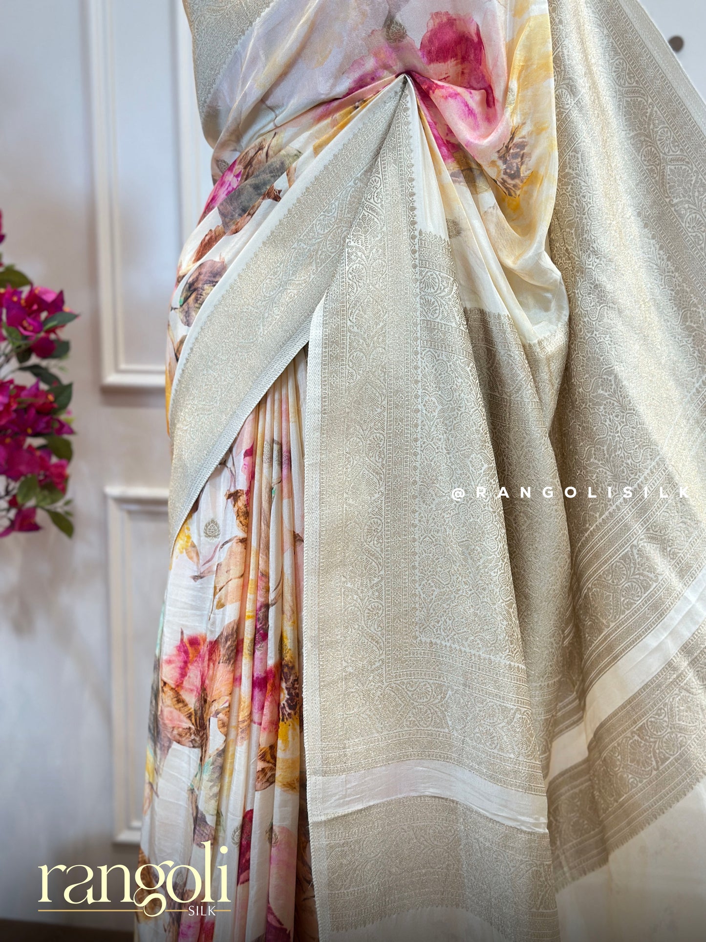 Elegant Banaras Saree in Soft Ivory with Rich Zari Pallu - Post 488