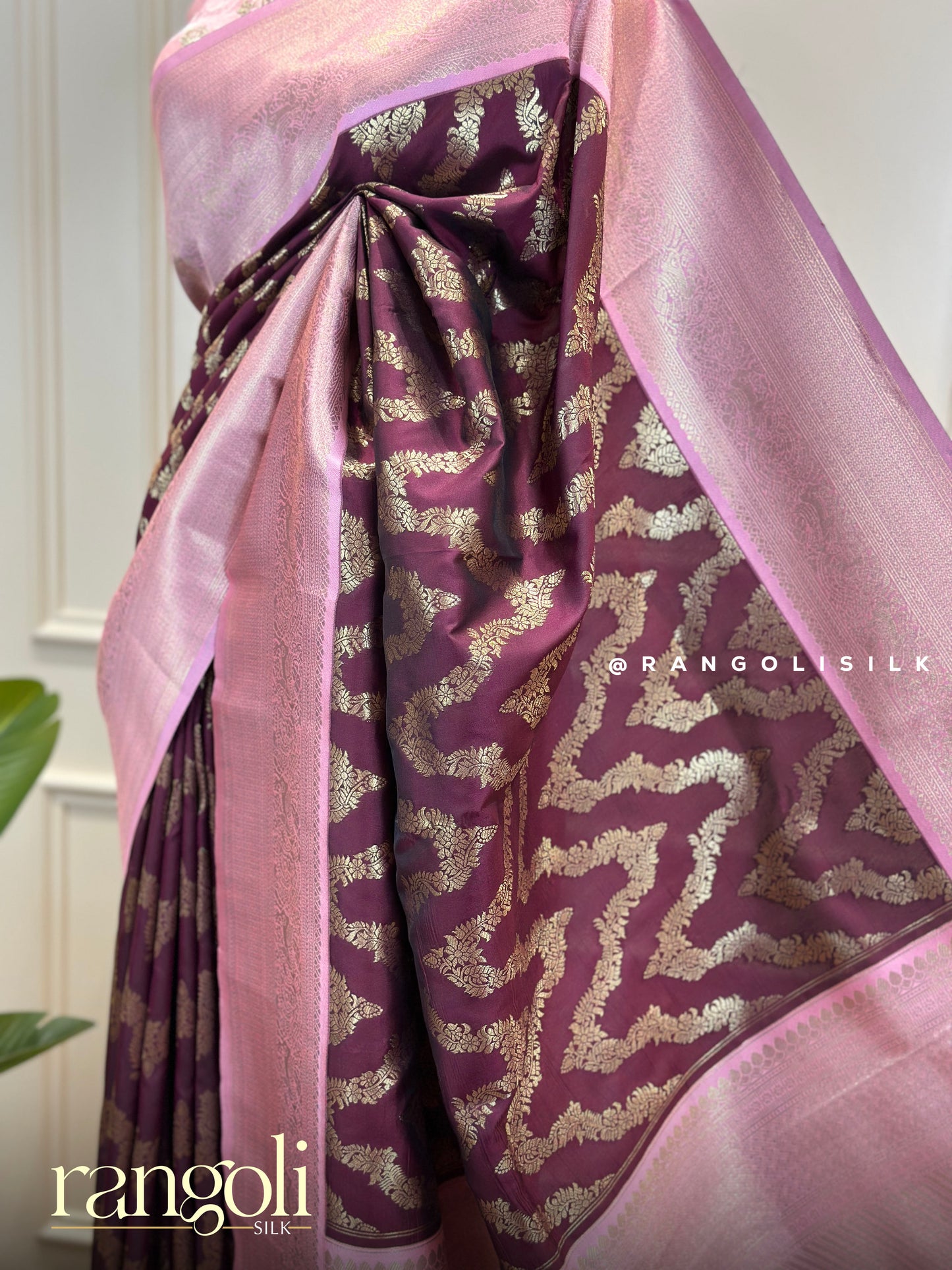 Traditional Kanjivaram Silk Saree with Rich Contrast Borders - Post 709