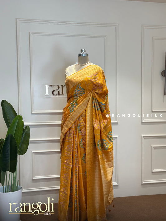 Georgette Banarasi Saree with Bold Florals and Rich Pallu - Post 389