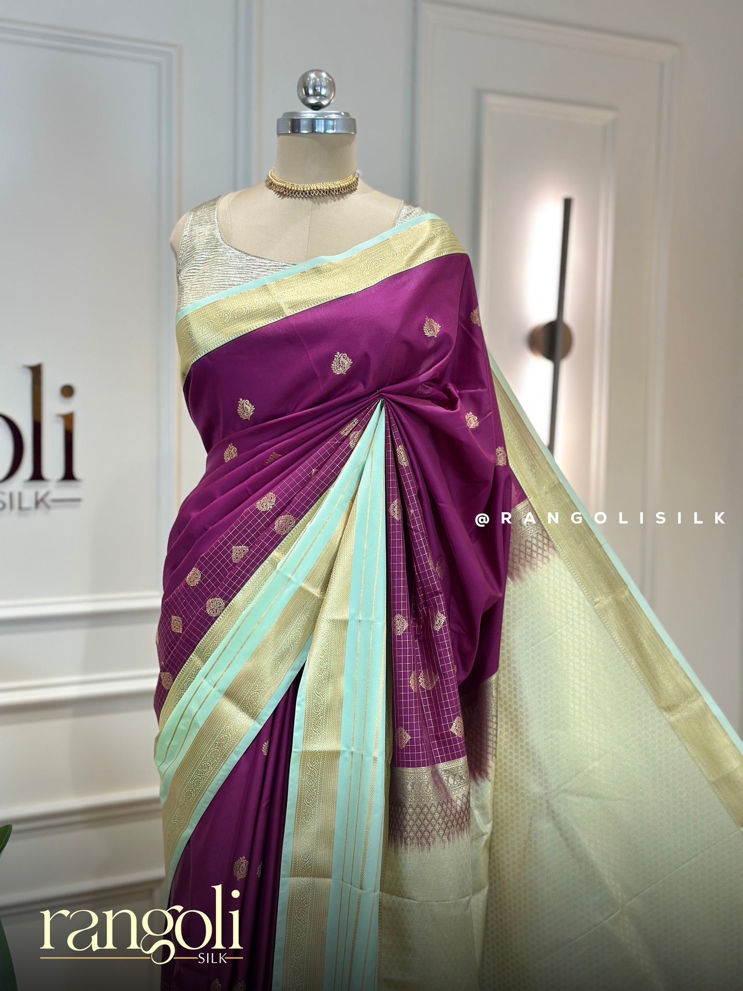 Semi Kanjivaram Silk Saree with Elegant Contrast Border - Post 909