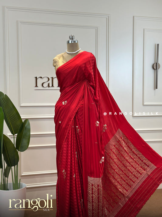 Banaras Saree in Luxurious Satin Mix - Post 397
