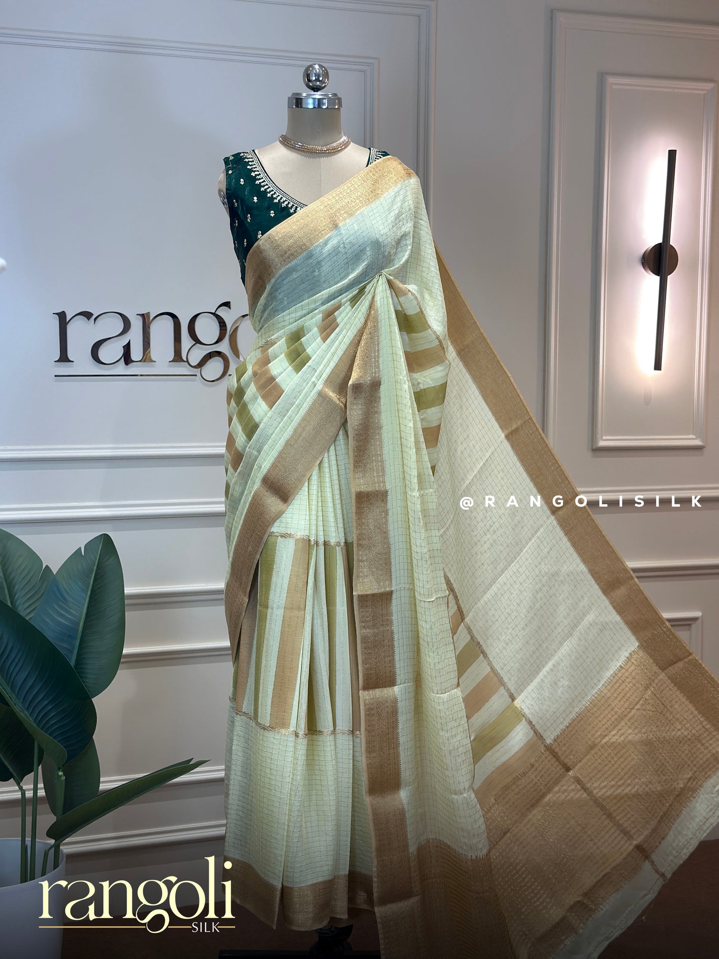 Elegant Pastel Shades Georgette Saree - Post 913