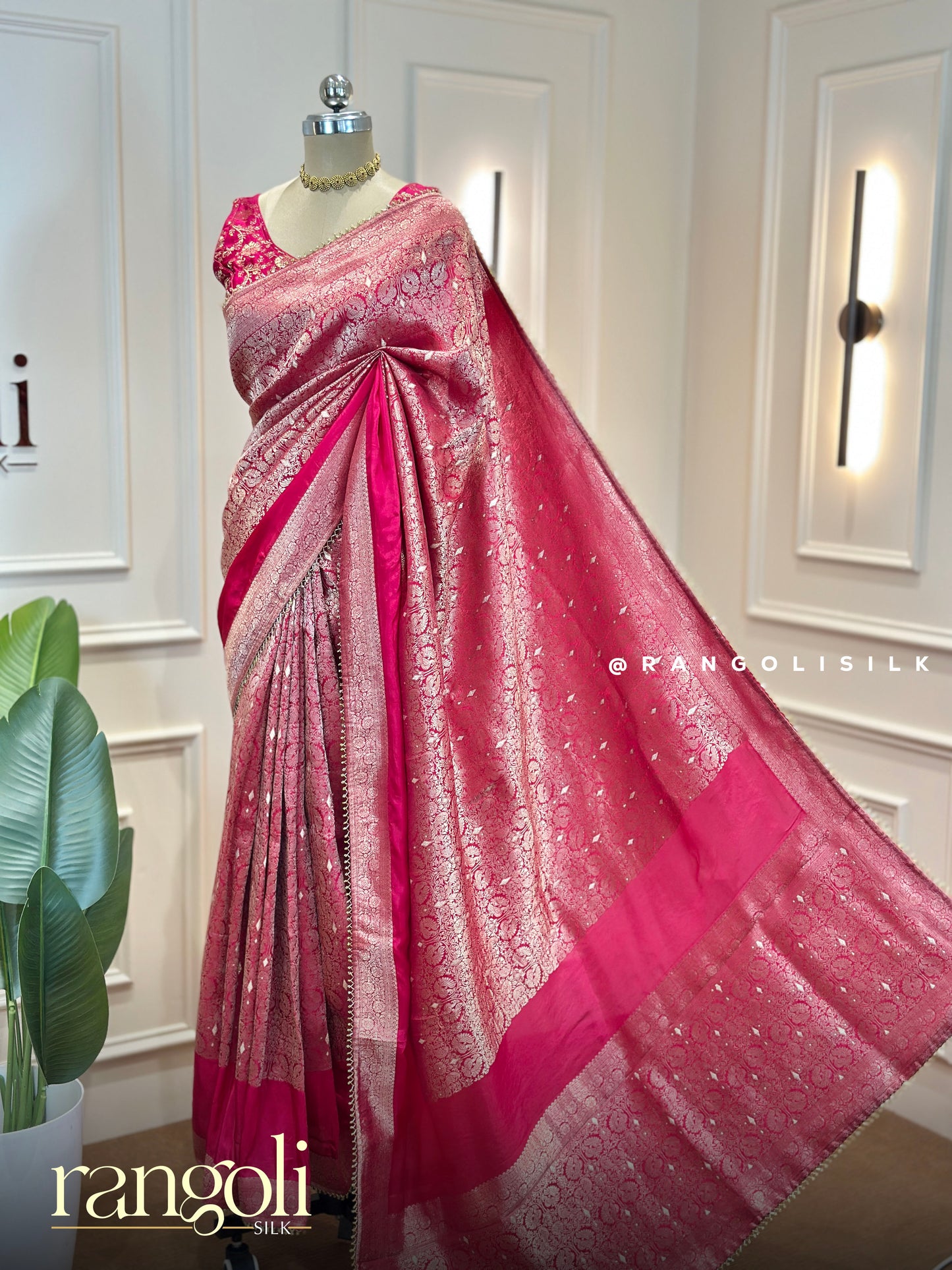 Elegant Pink Banarasi Silk Saree with Rich Golden Zari Work - Post 789