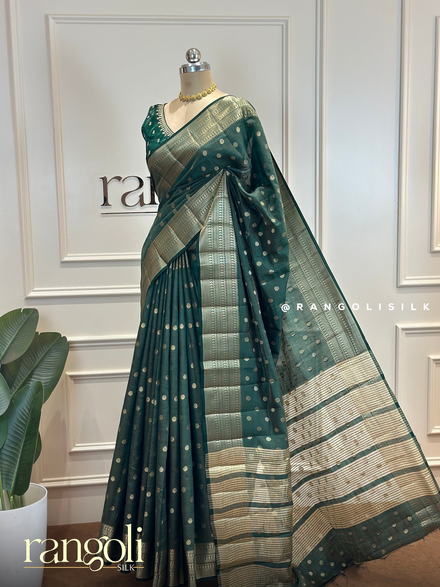 Raw Silk Sarees with Zari Border - Post 615