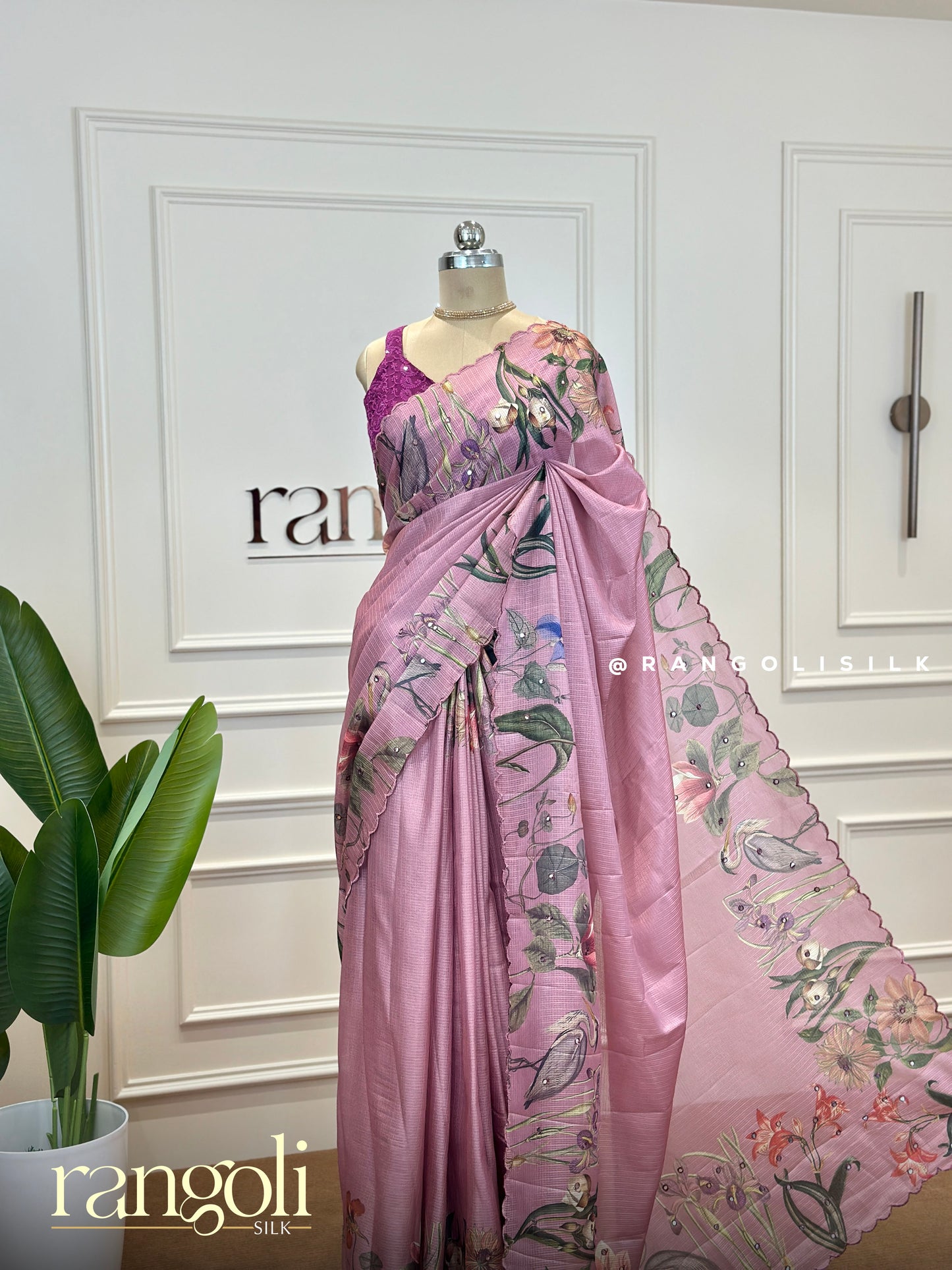 Cotton Saree with Floral Borders and Pallu – Post 407