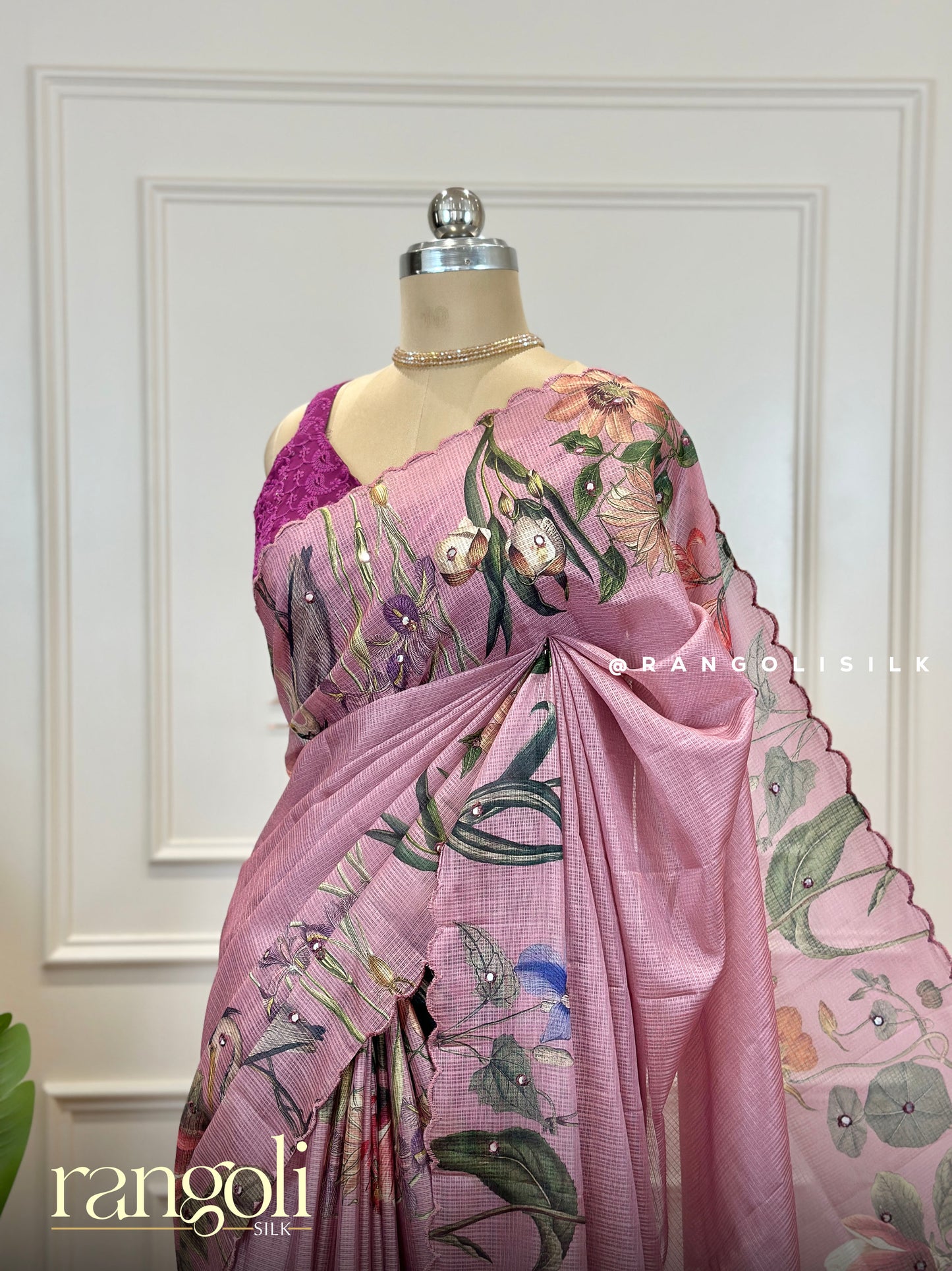 Cotton Saree with Floral Borders and Pallu – Post 407