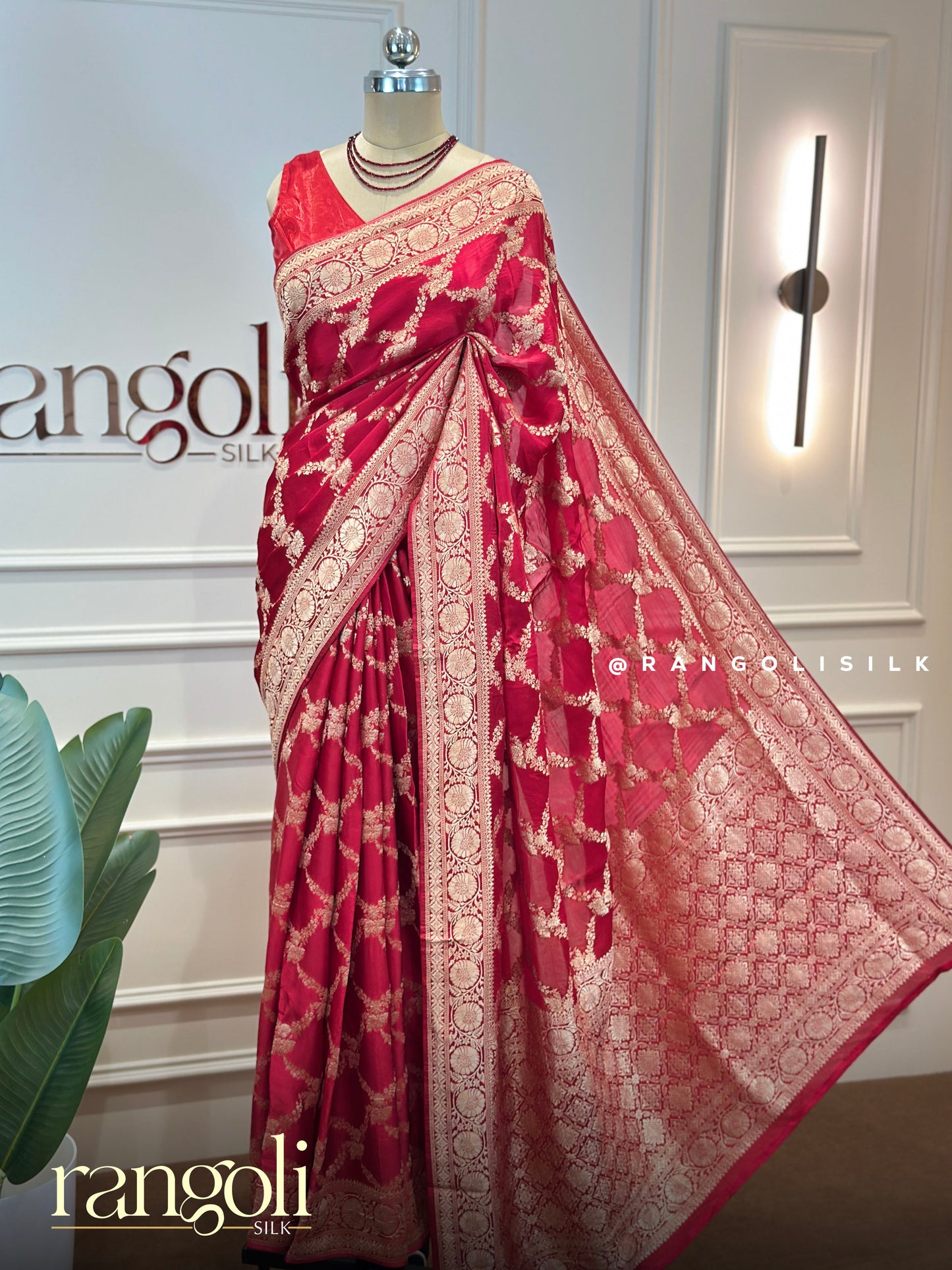 Royal Red Banarasi Saree with Intricate Gold Zari Floral Weaving - Post 795