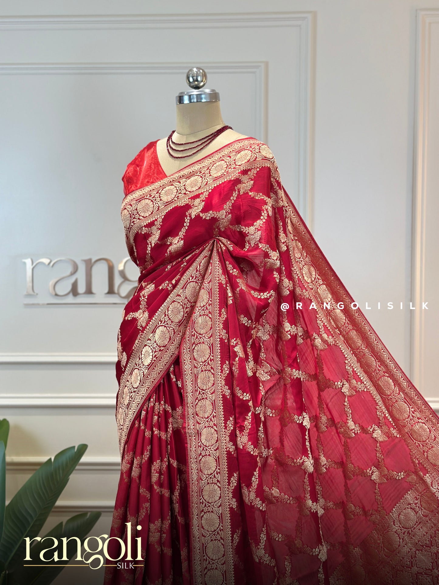 Royal Red Banarasi Saree with Intricate Gold Zari Floral Weaving - Post 795
