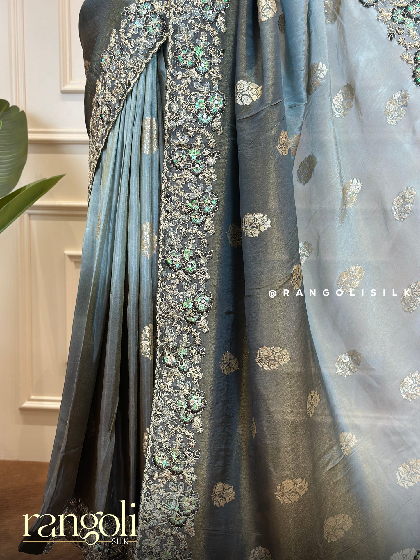 Dreamy Designer Saree with Rich Embroidered Border - Post 618