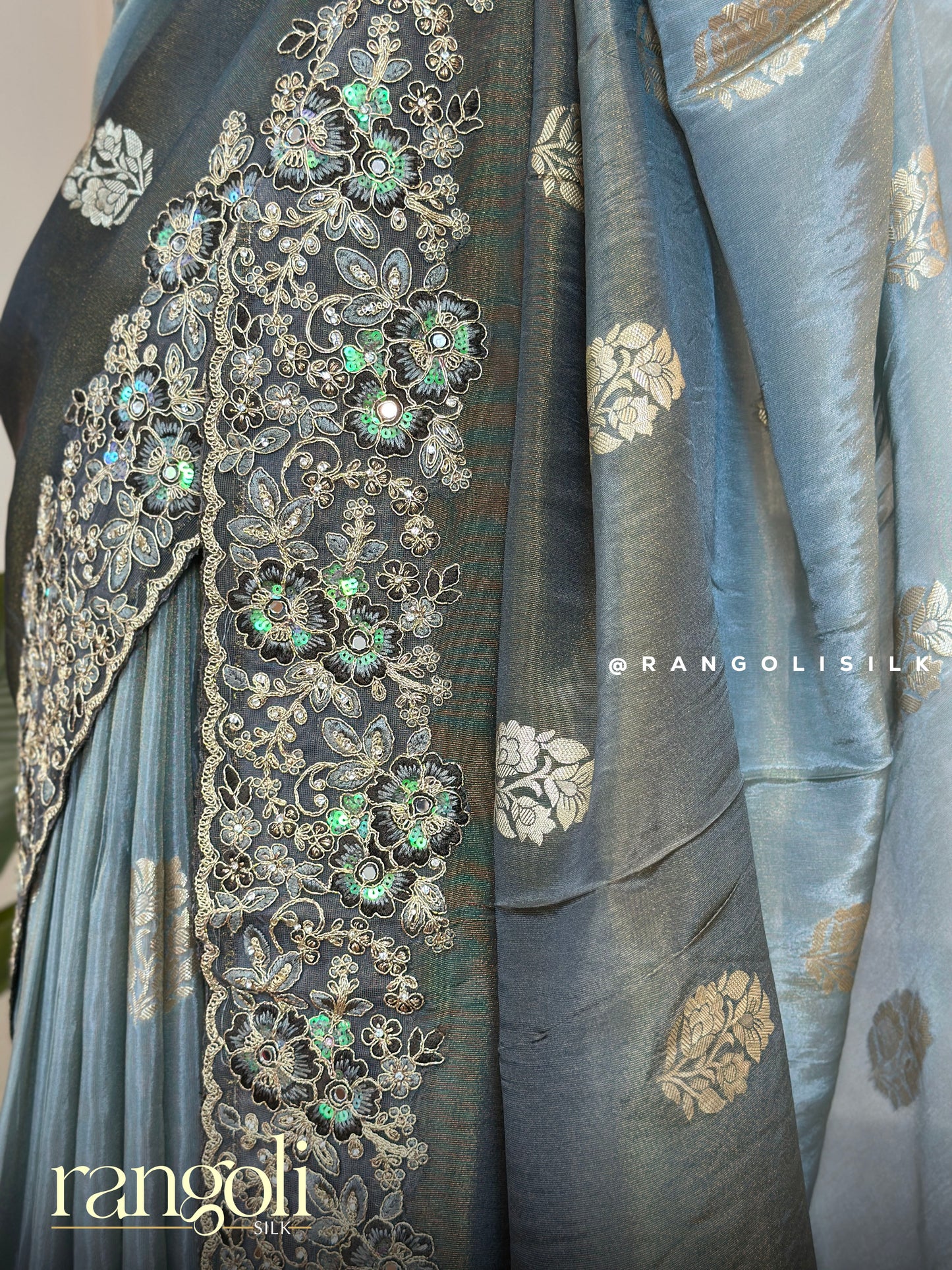 Dreamy Designer Saree with Rich Embroidered Border - Post 618
