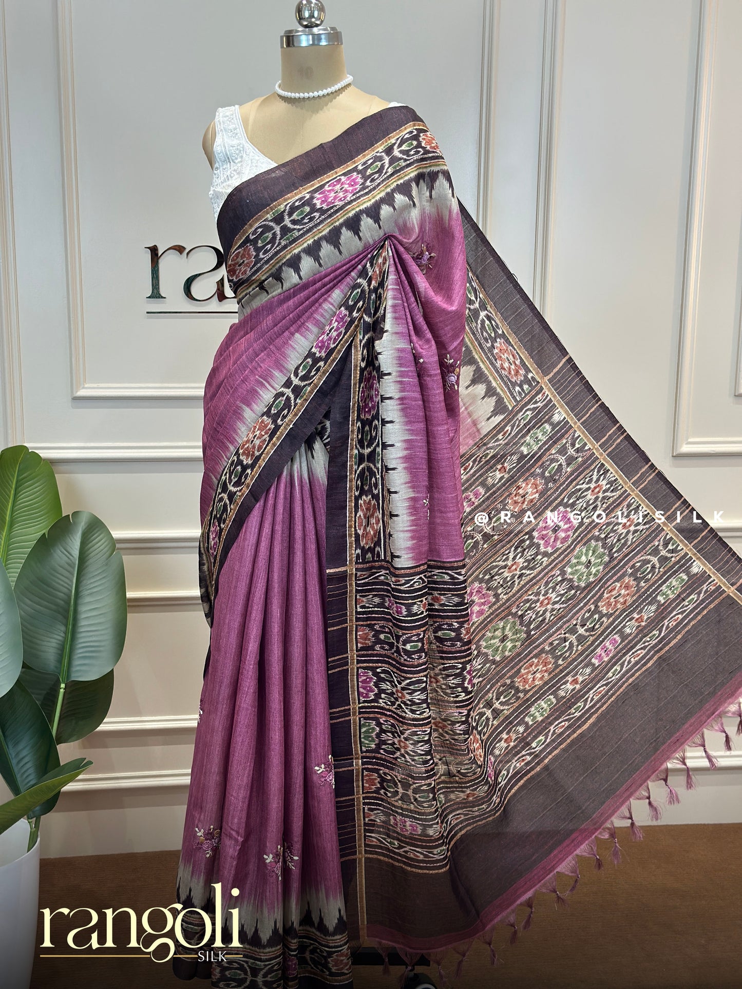 Elegant Cotton Saree with Traditional Woven Border - Post 808