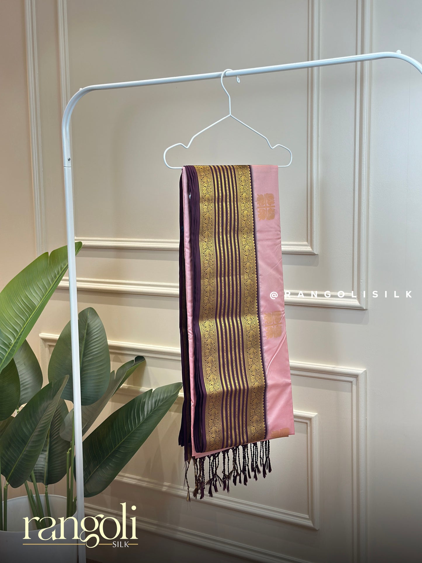 Soft Silk Saree with Rich Zari Border & Traditional Motifs - Post 912