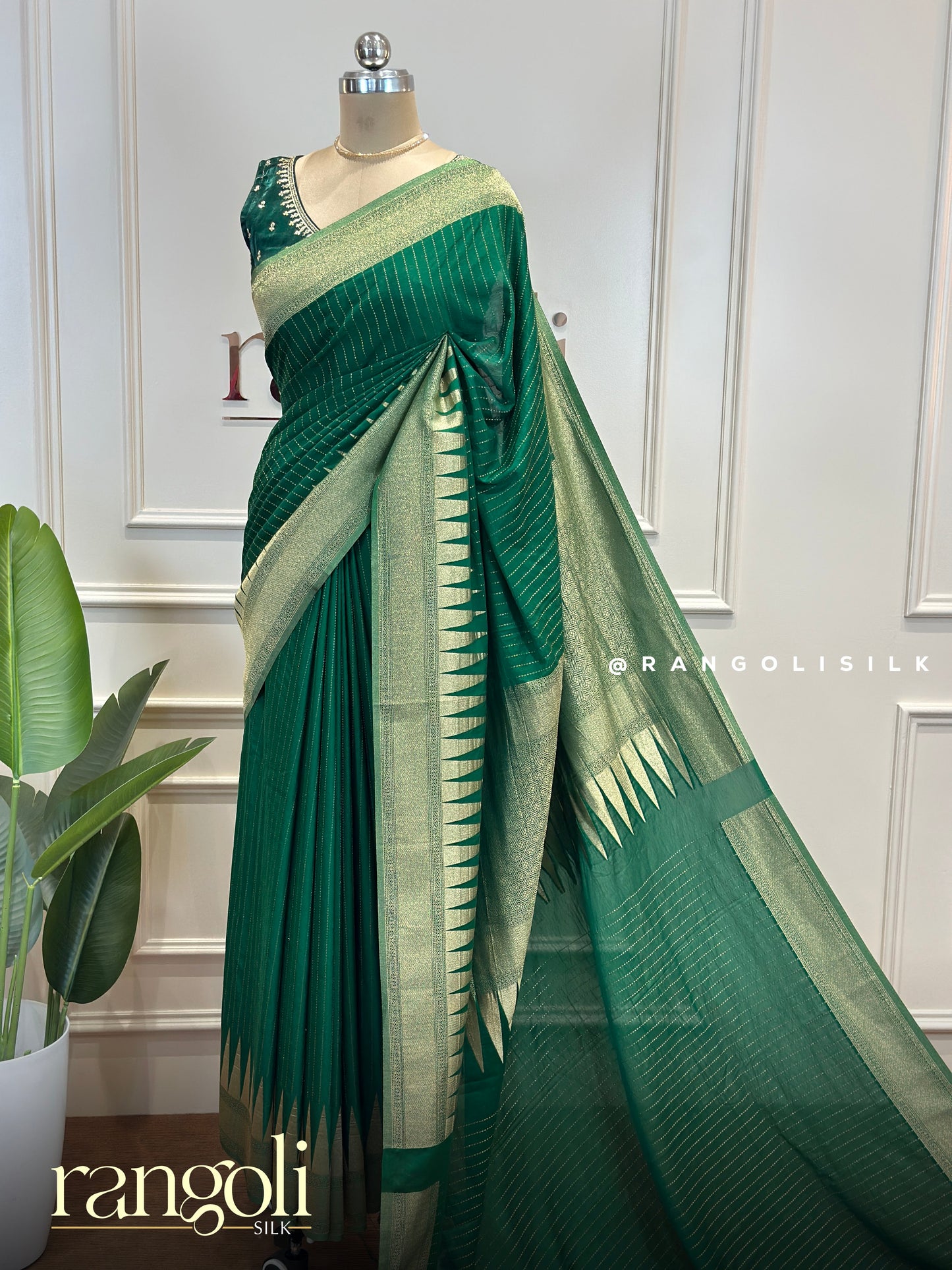 Elegant Semi Mysore Silk Crepe Saree with Gold Zari Border - Post 805
