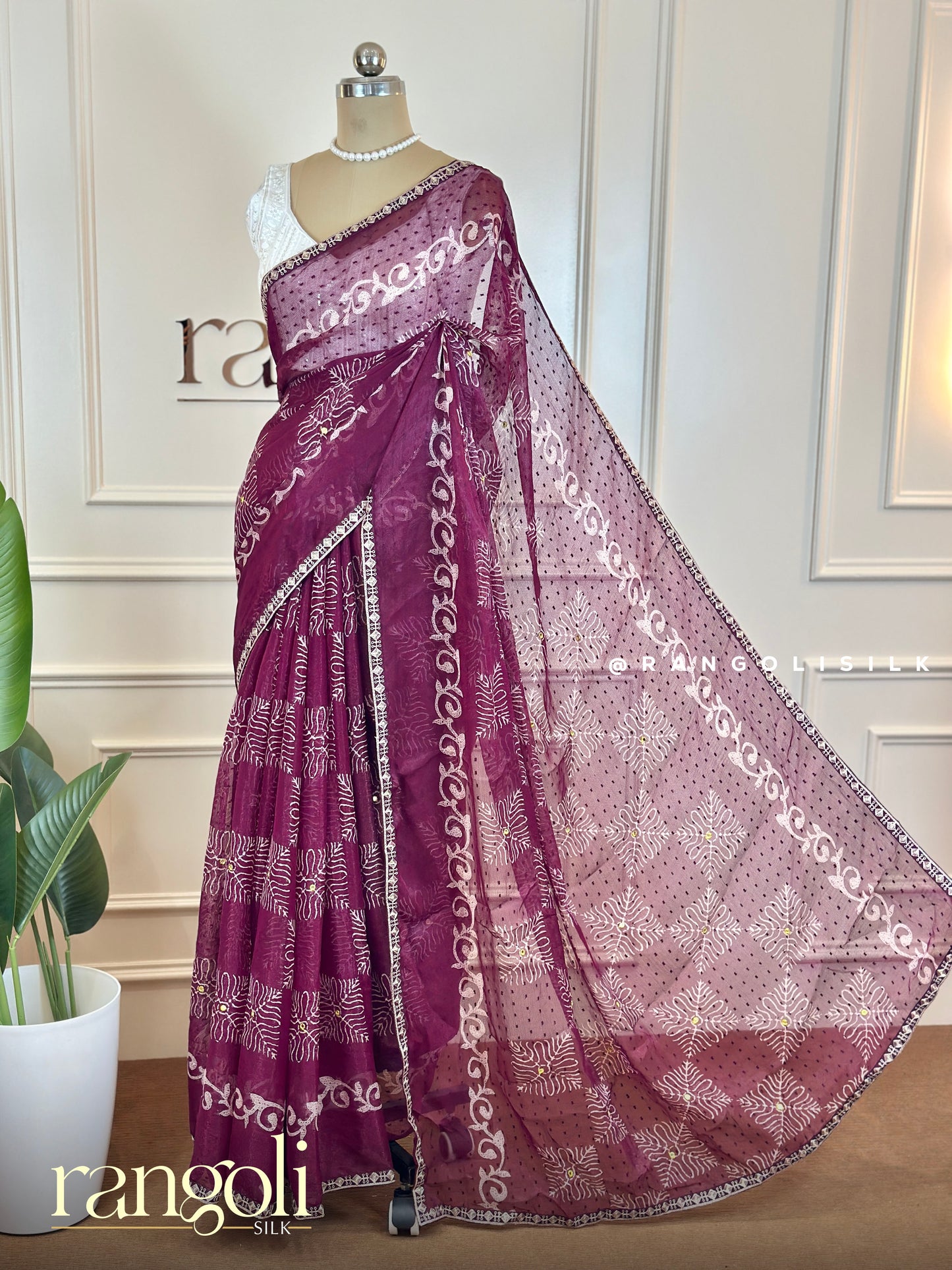 Elegant Designer Sarees with Traditional Prints & Festive Charm - Post 651