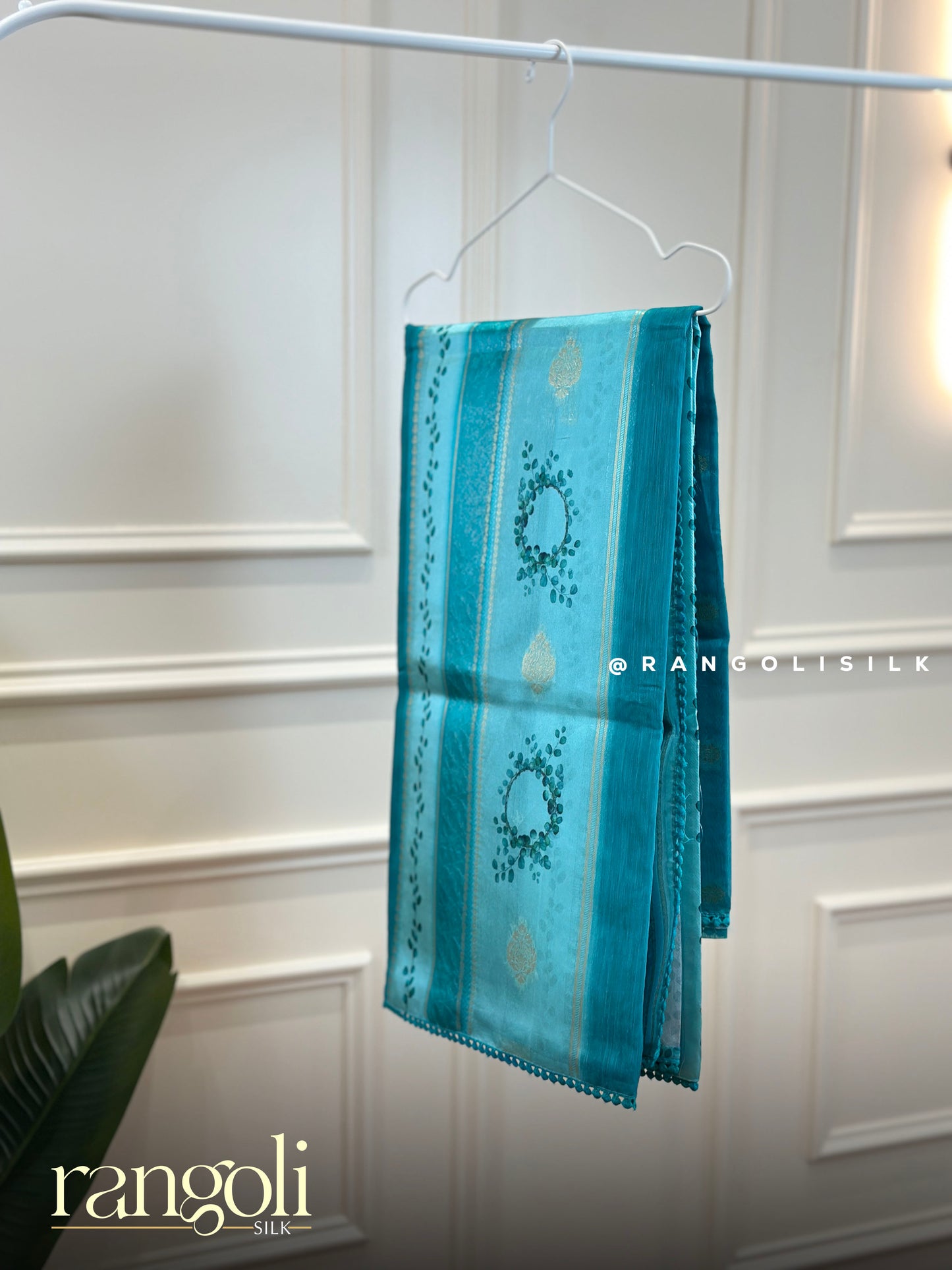 Elegant Cotton Silk Tissue Mix Saree with Floral Motifs & Zari Stripes - Post 923