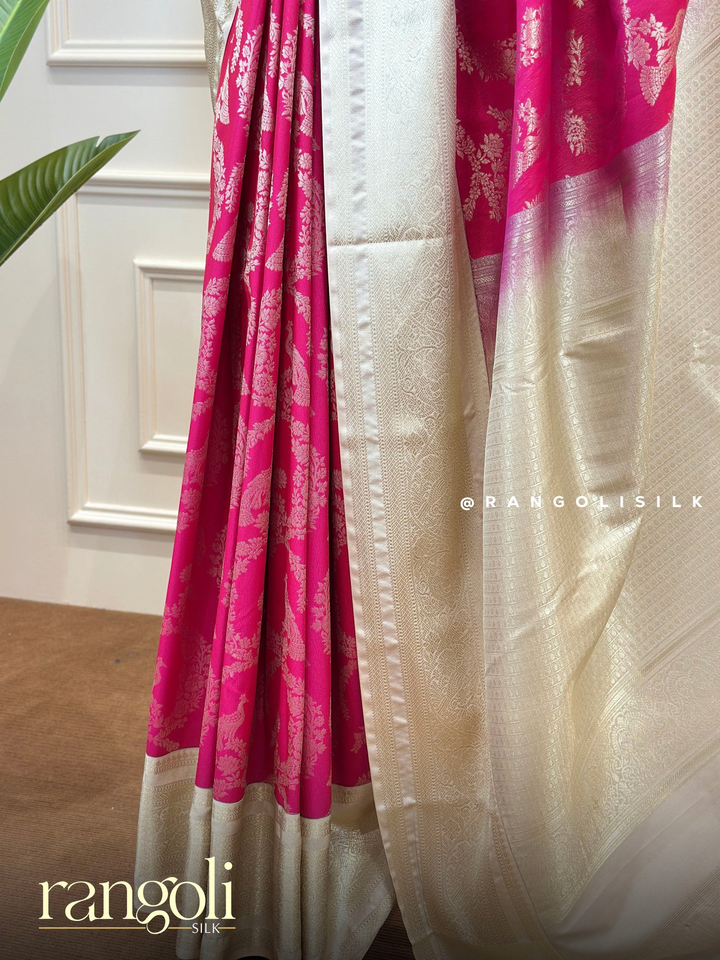 Kanjivaram Silk Saree in Magenta Pink with Gold Brocade - Post 810
