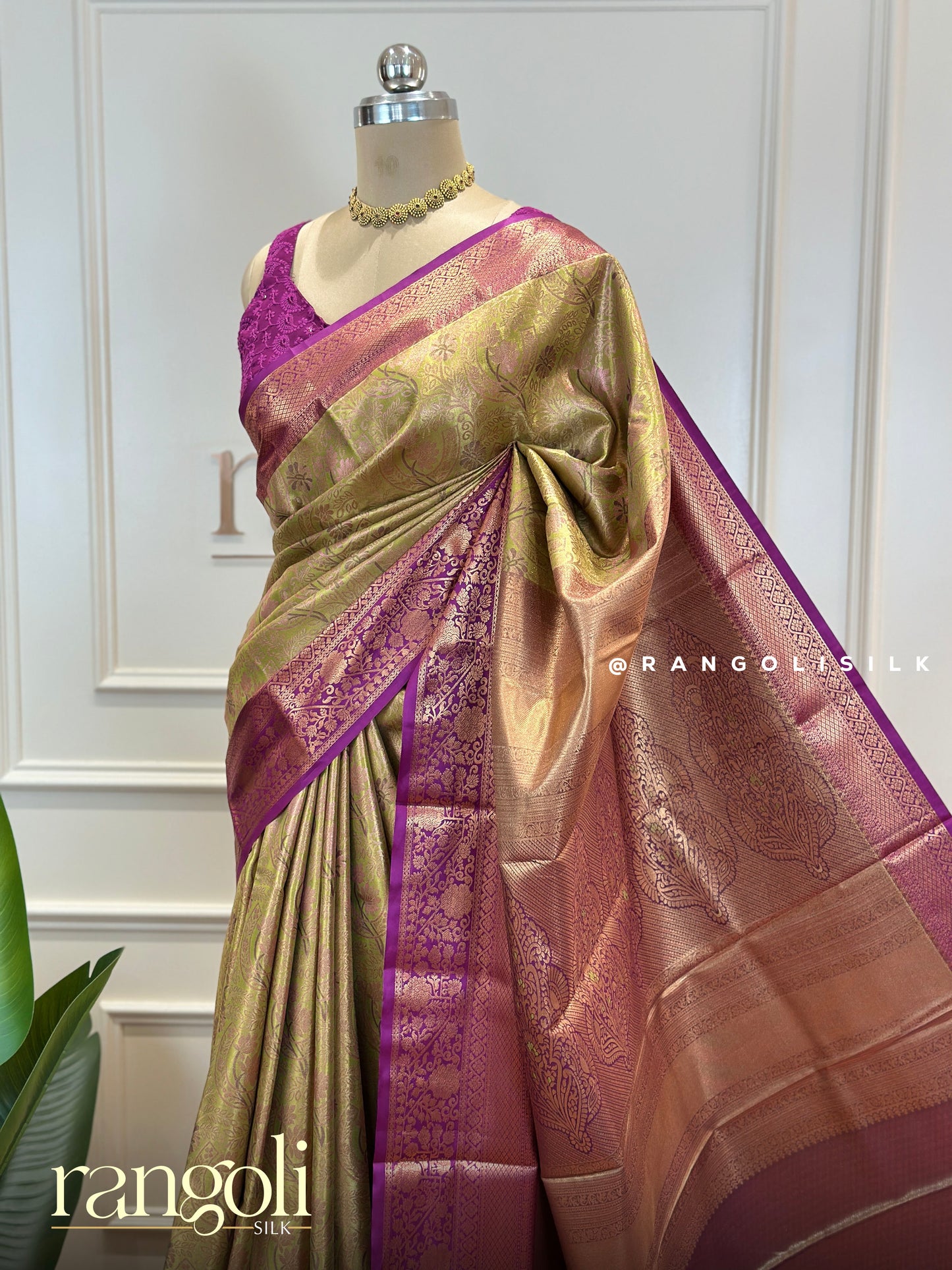 Elegant Tissue Silk Saree with Contrast Border - Post 629