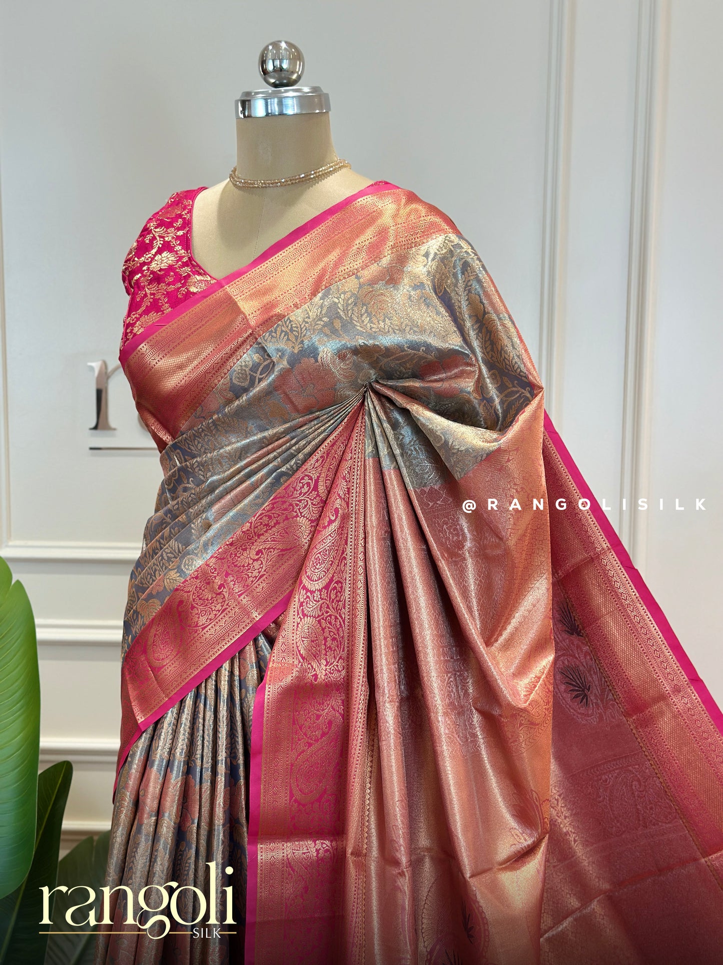 Elegant Tissue Silk Saree with Contrast Border - Post 629