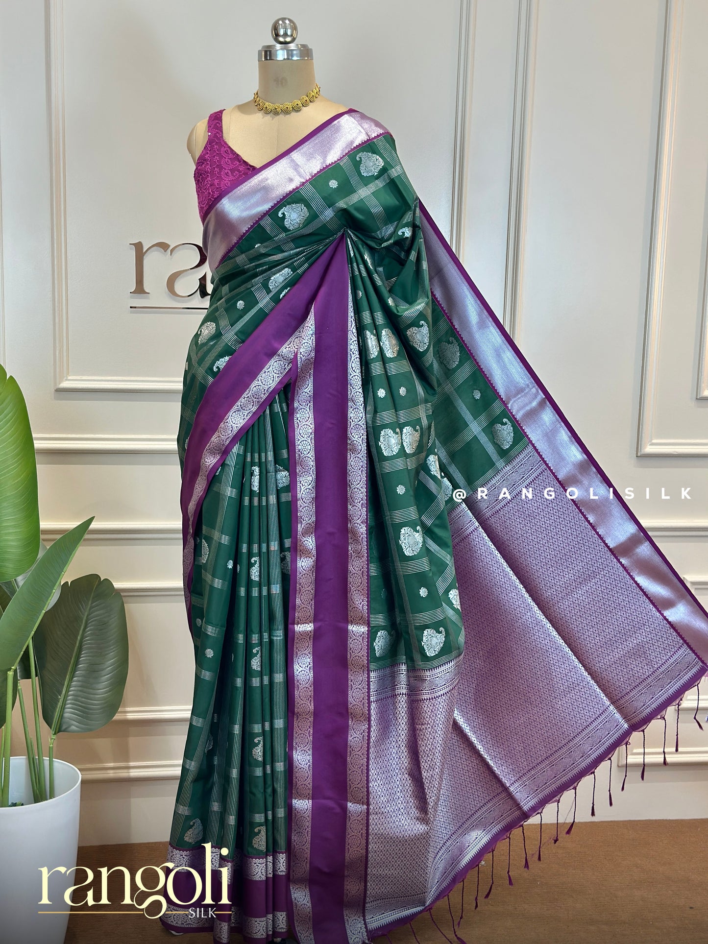 Premium Soft Silk Saree with Vibrant Colors & Intricate Zari Motifs - Post 641