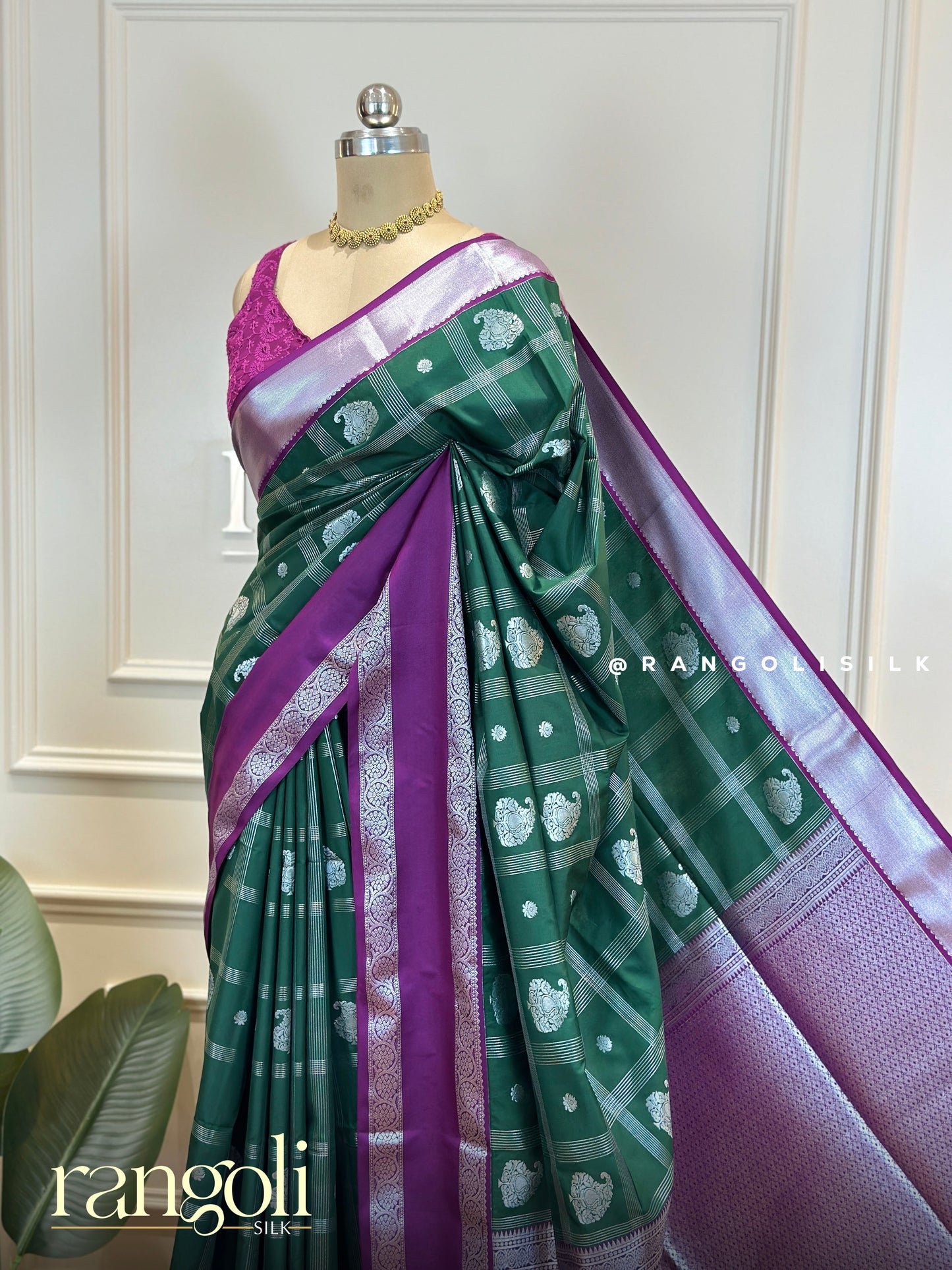 Premium Soft Silk Saree with Vibrant Colors & Intricate Zari Motifs - Post 641