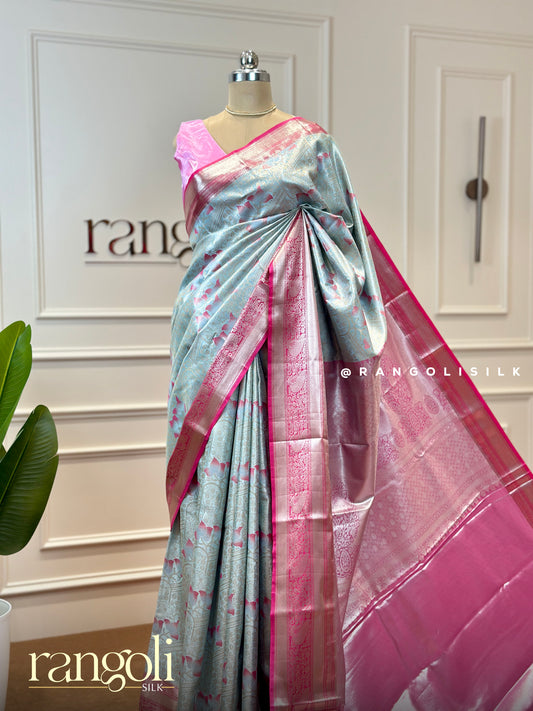 Tissue Silk Saree with Detailed Floral Design & Rich Pallu - Post 424
