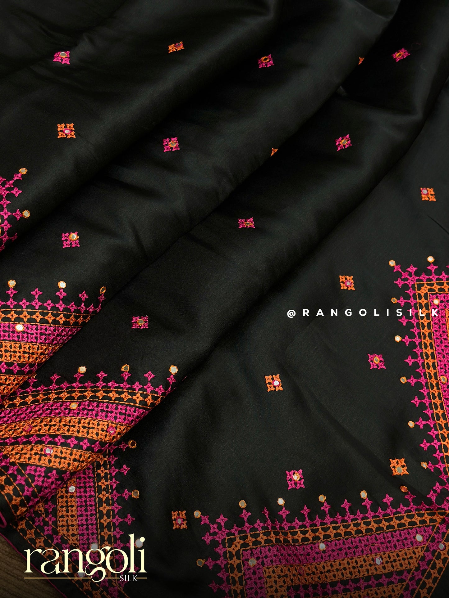 Elegant Kutch Embroidery Tussar Cotton Saree - Post 926